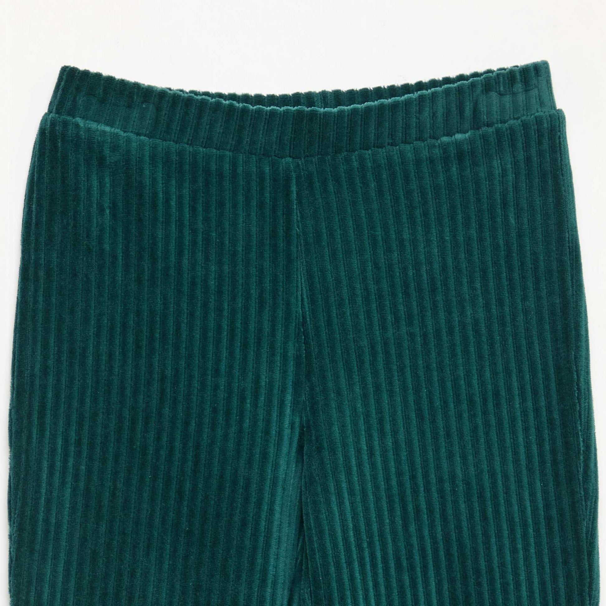 Pantalon flare en velours côtelé VERT