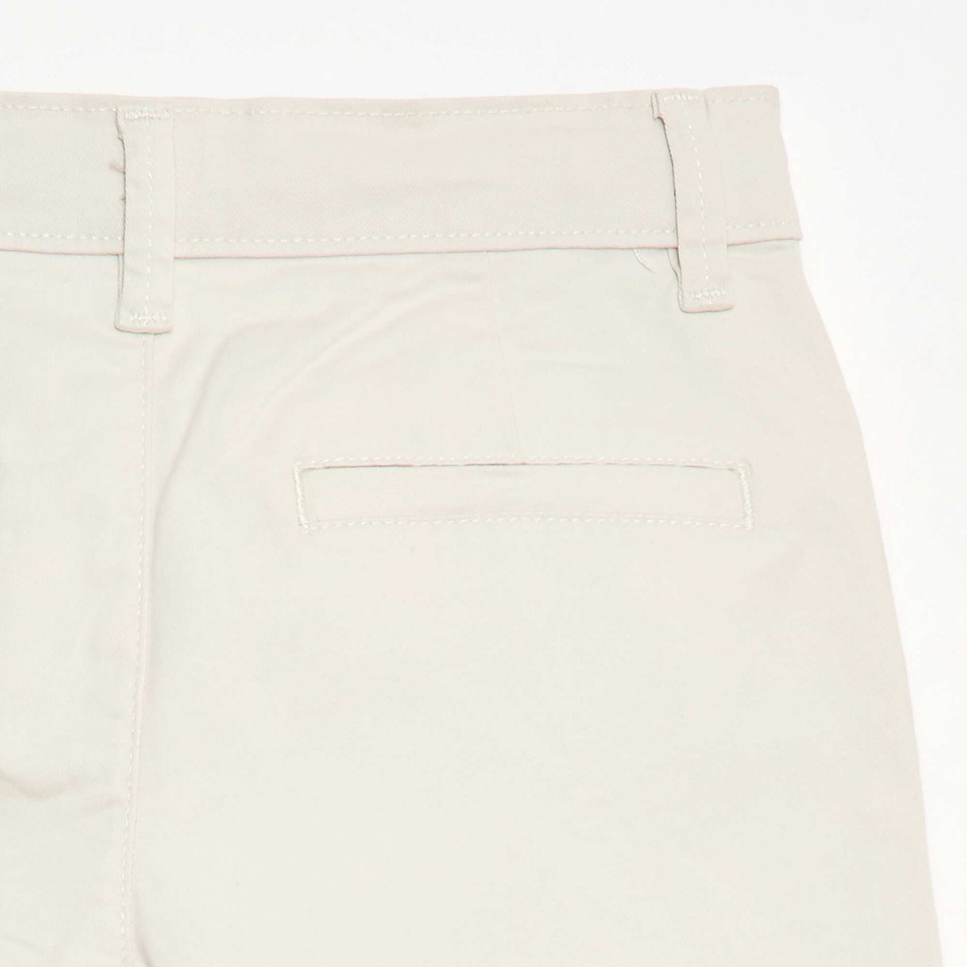 Bermuda chino en twill BLANC