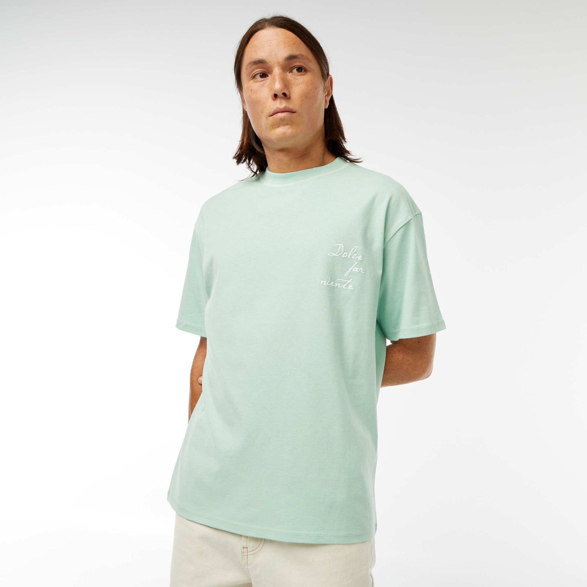 T-shirt imprimé avec broderie poitrine et imprimé au dos VERT