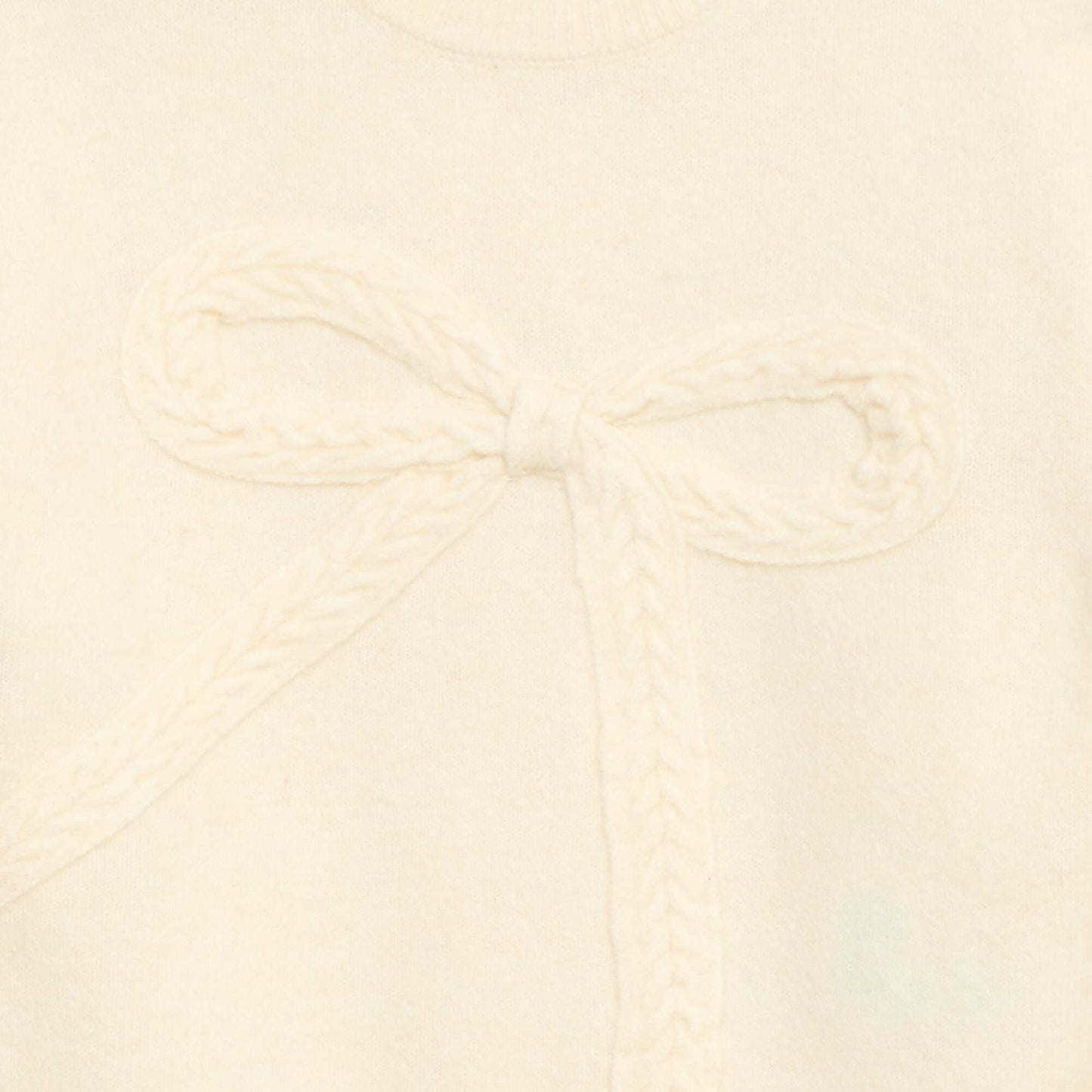 Pull en maille avec nœud en maille torsade devant BLANC