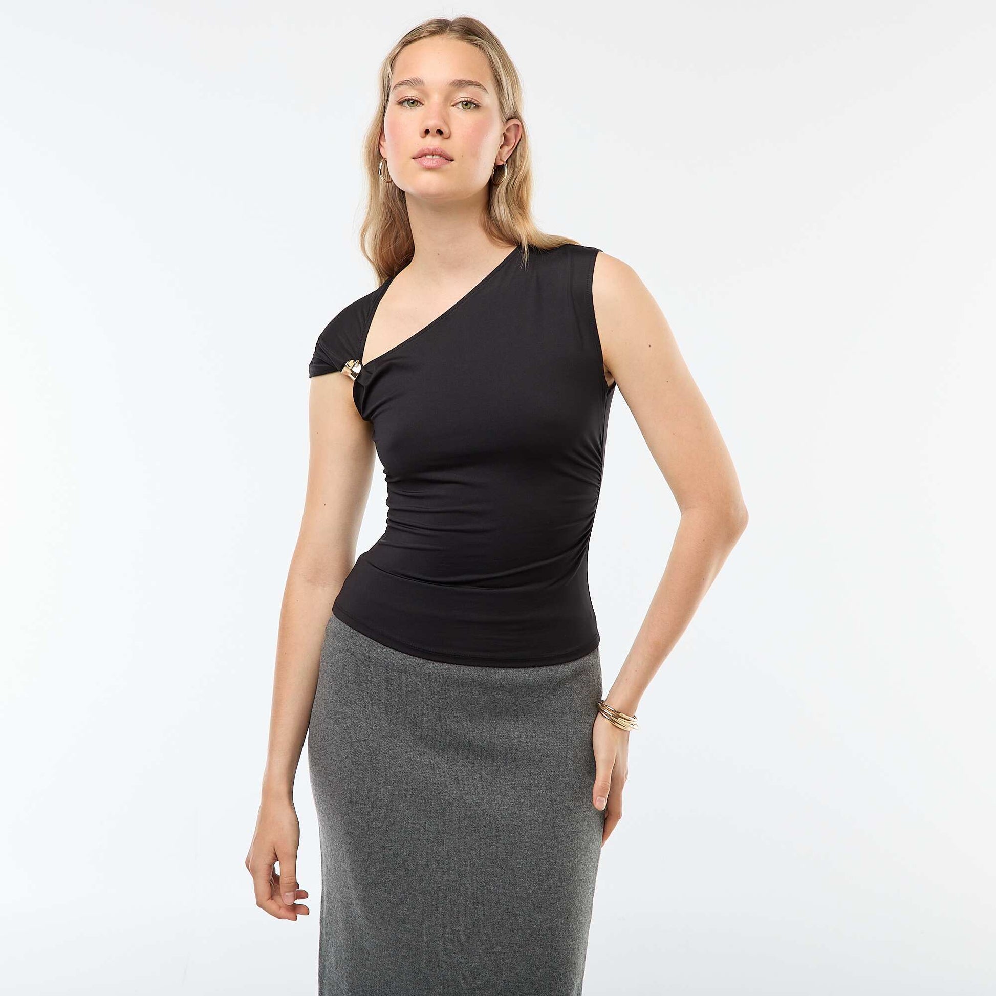 Tee-shirt twisté avec détail bijou NOIR