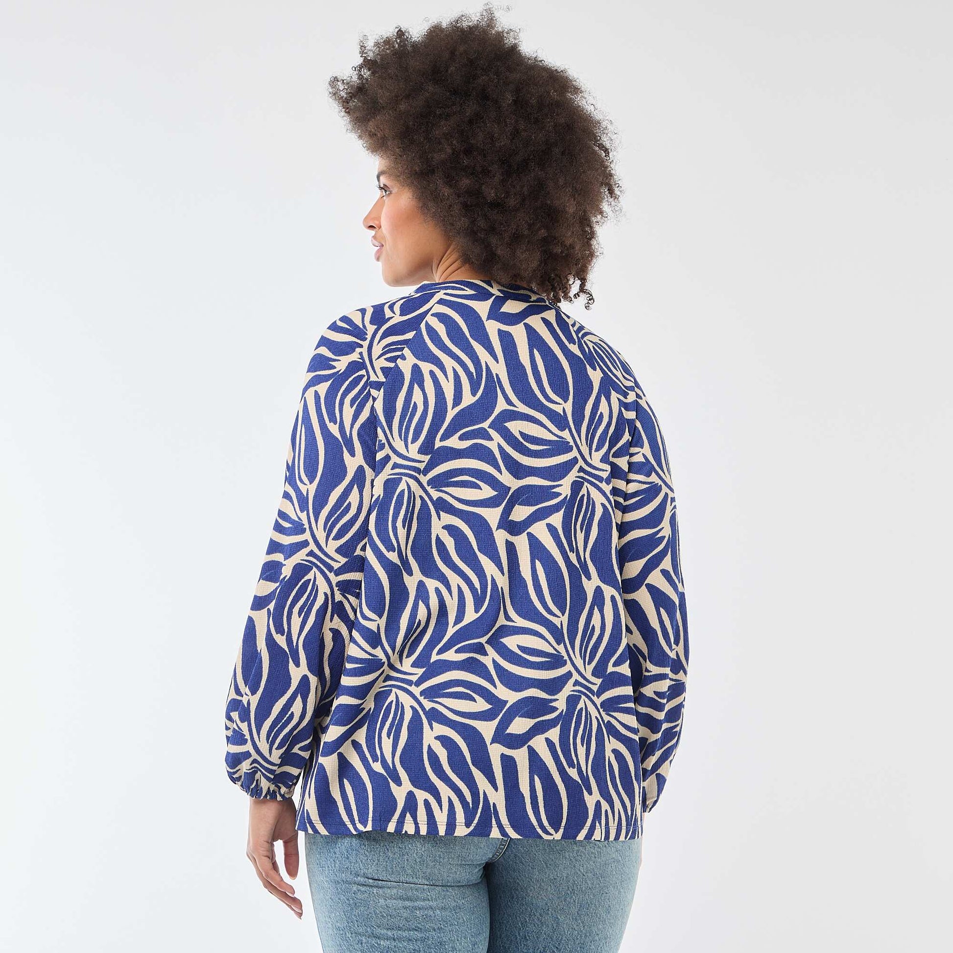 Blouse à col V avec motif allover BLEU