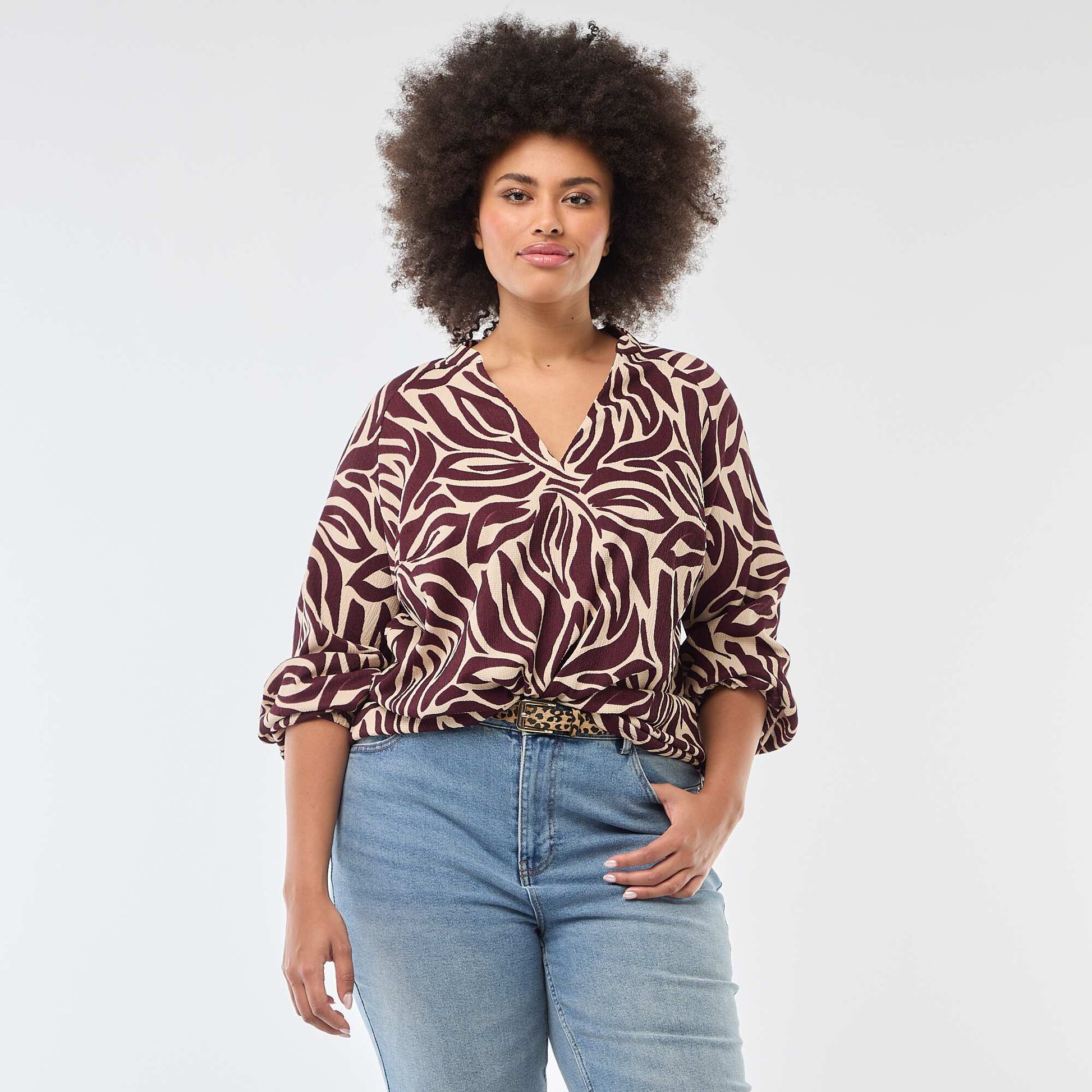 Blouse à col V avec motif allover ROUGE