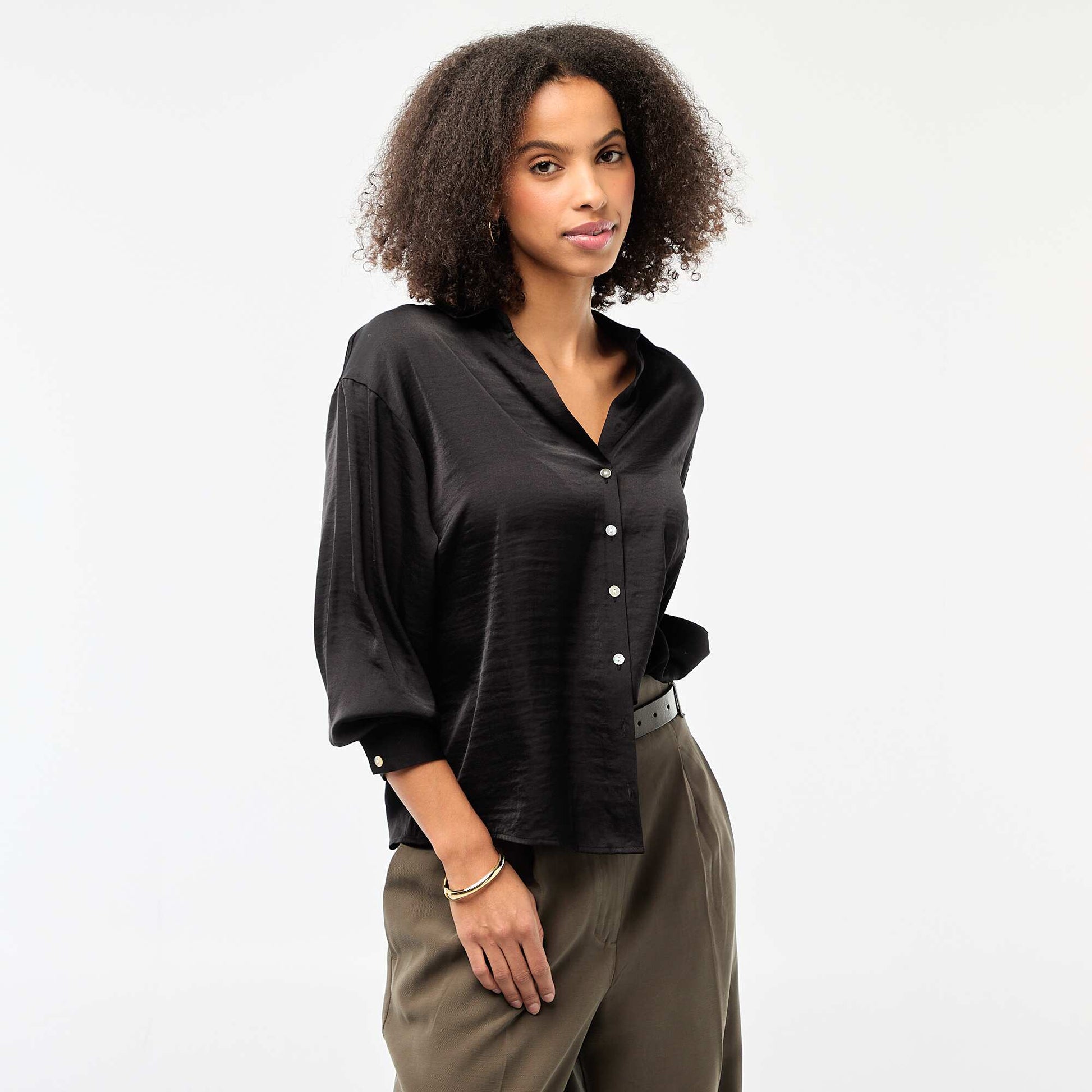 Chemisier manches longues en satin uni NOIR