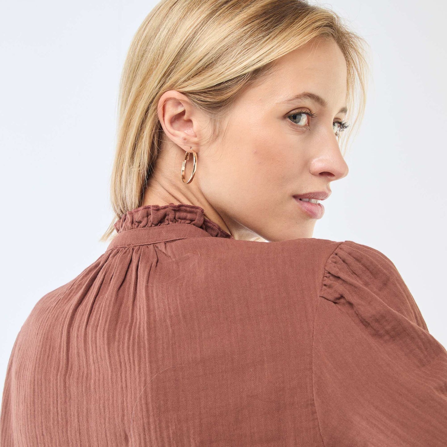 Chemisier en gaze de coton avec bords ondulés MARRON