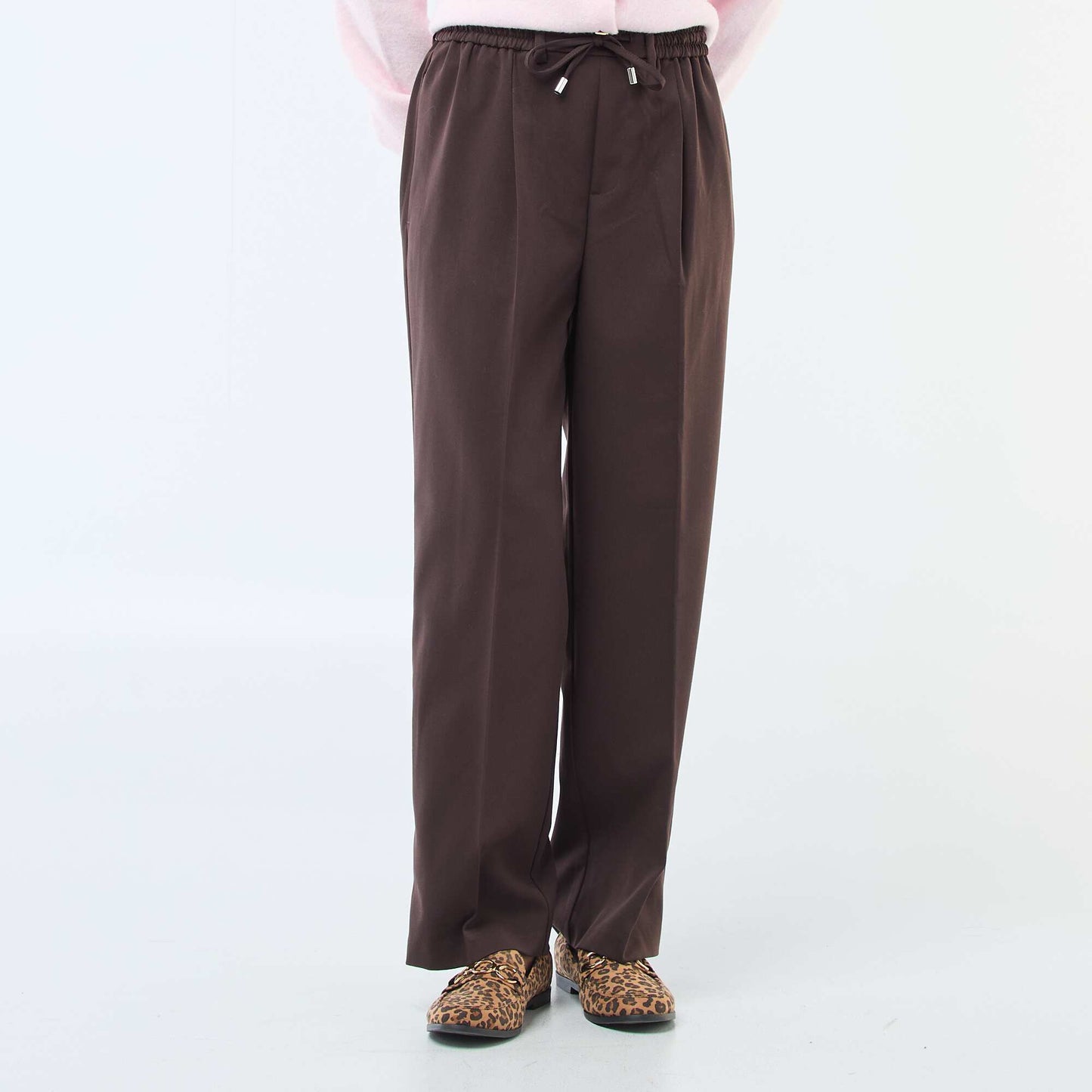 Pantalon coupe large à la taille élastiquée + liens à nouer MARRON