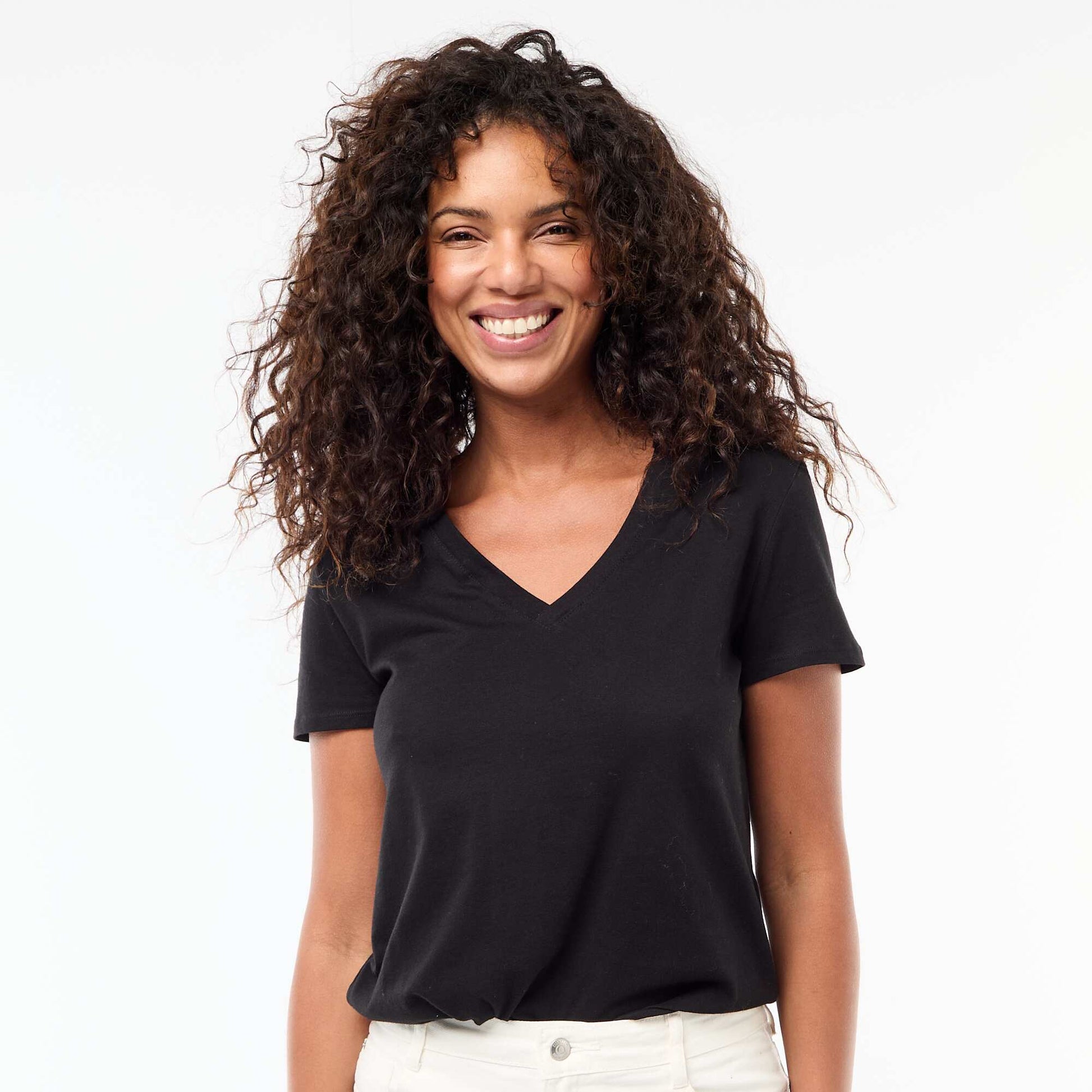 T-shirt à col V NOIR