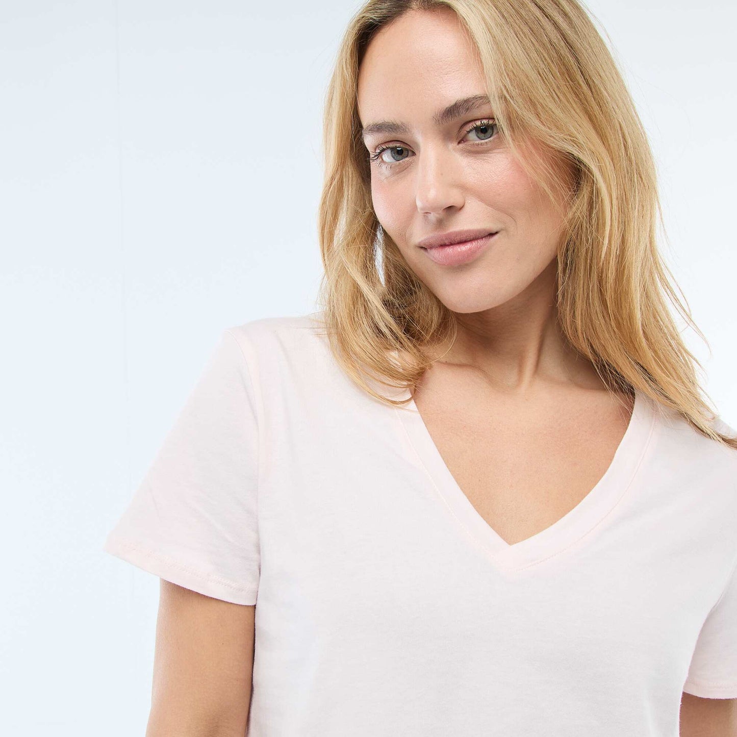 T-shirt à col V ROSE