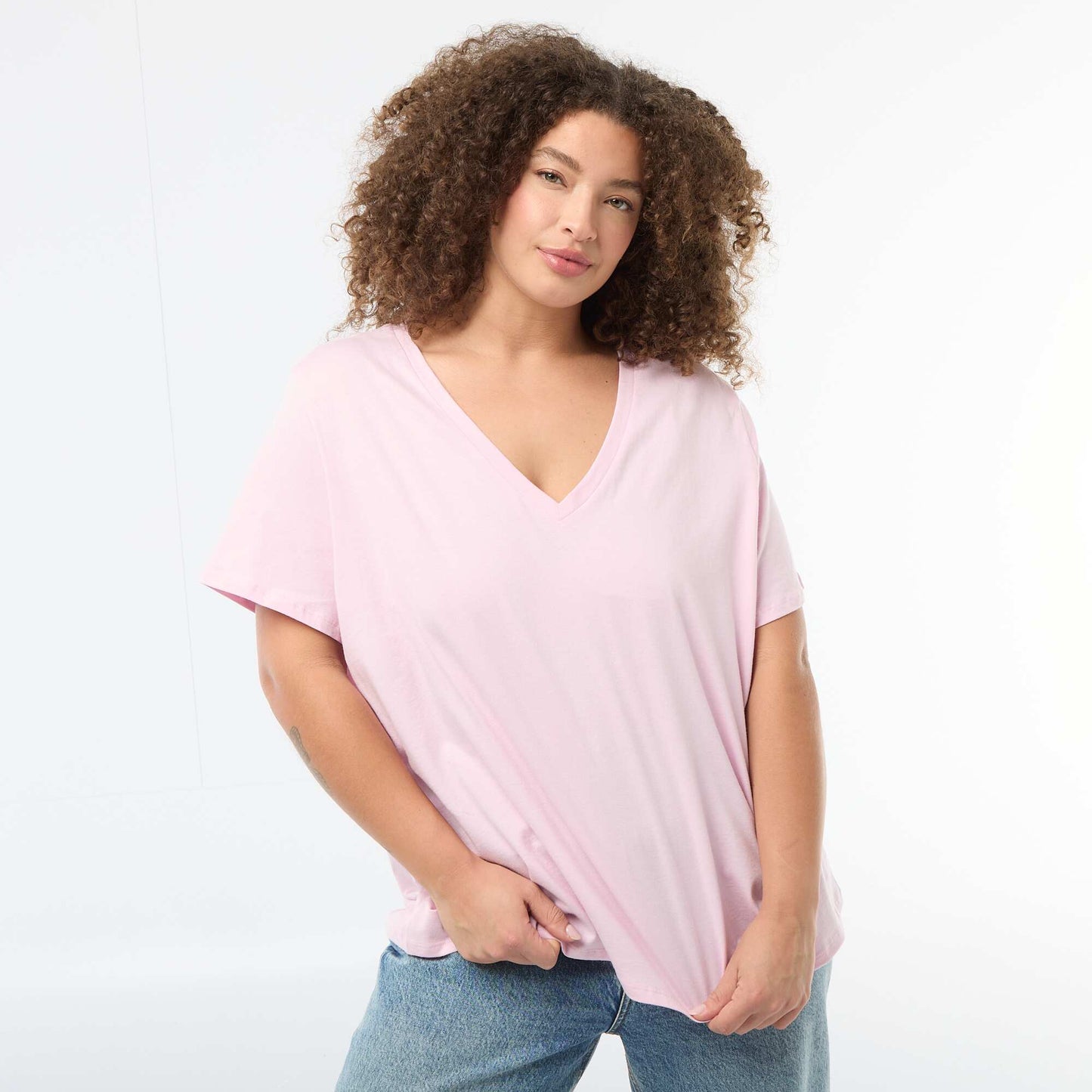 T-shirt basique à manches courtes et col V ROSE