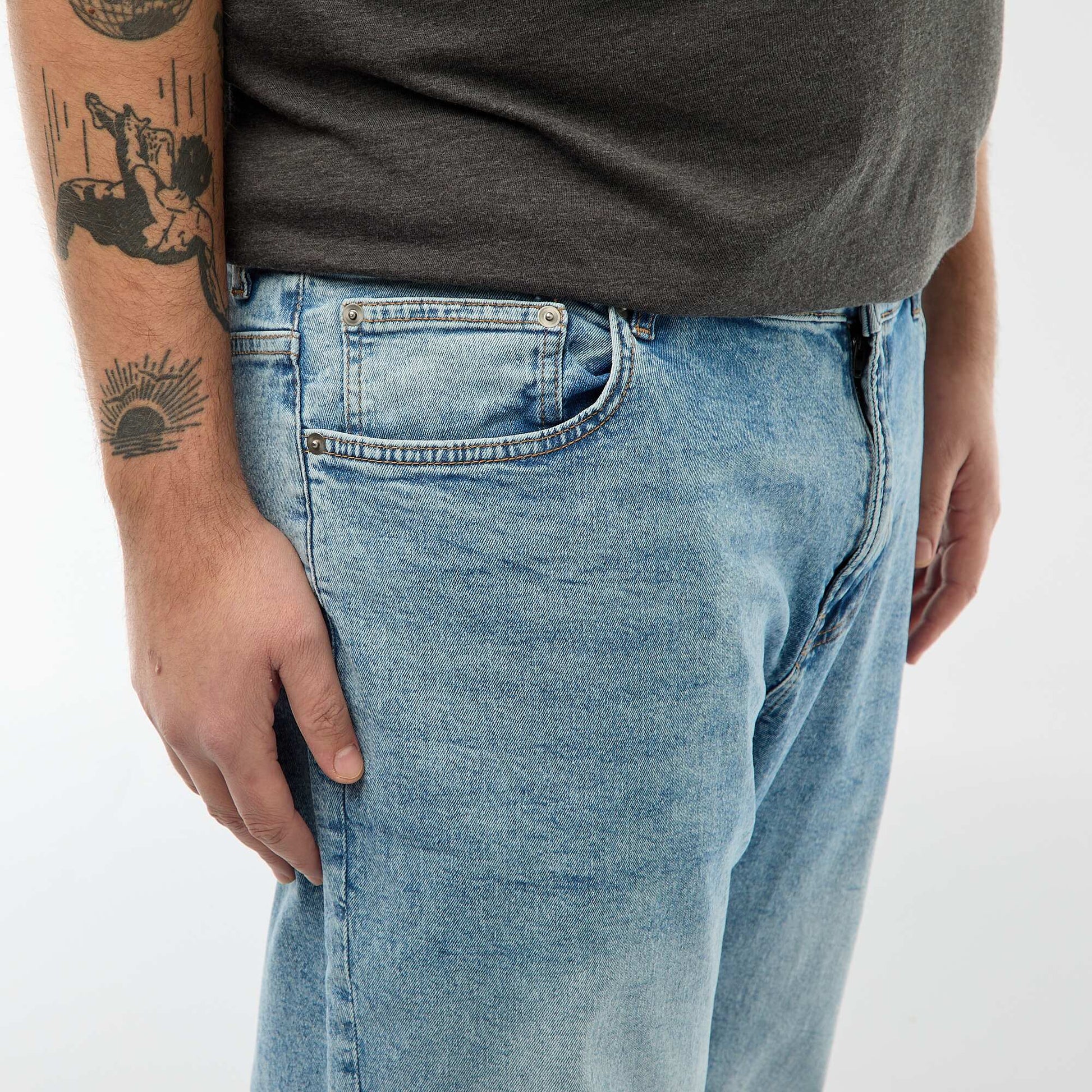 Jean regular / coupe droite à 5 poches BLEU