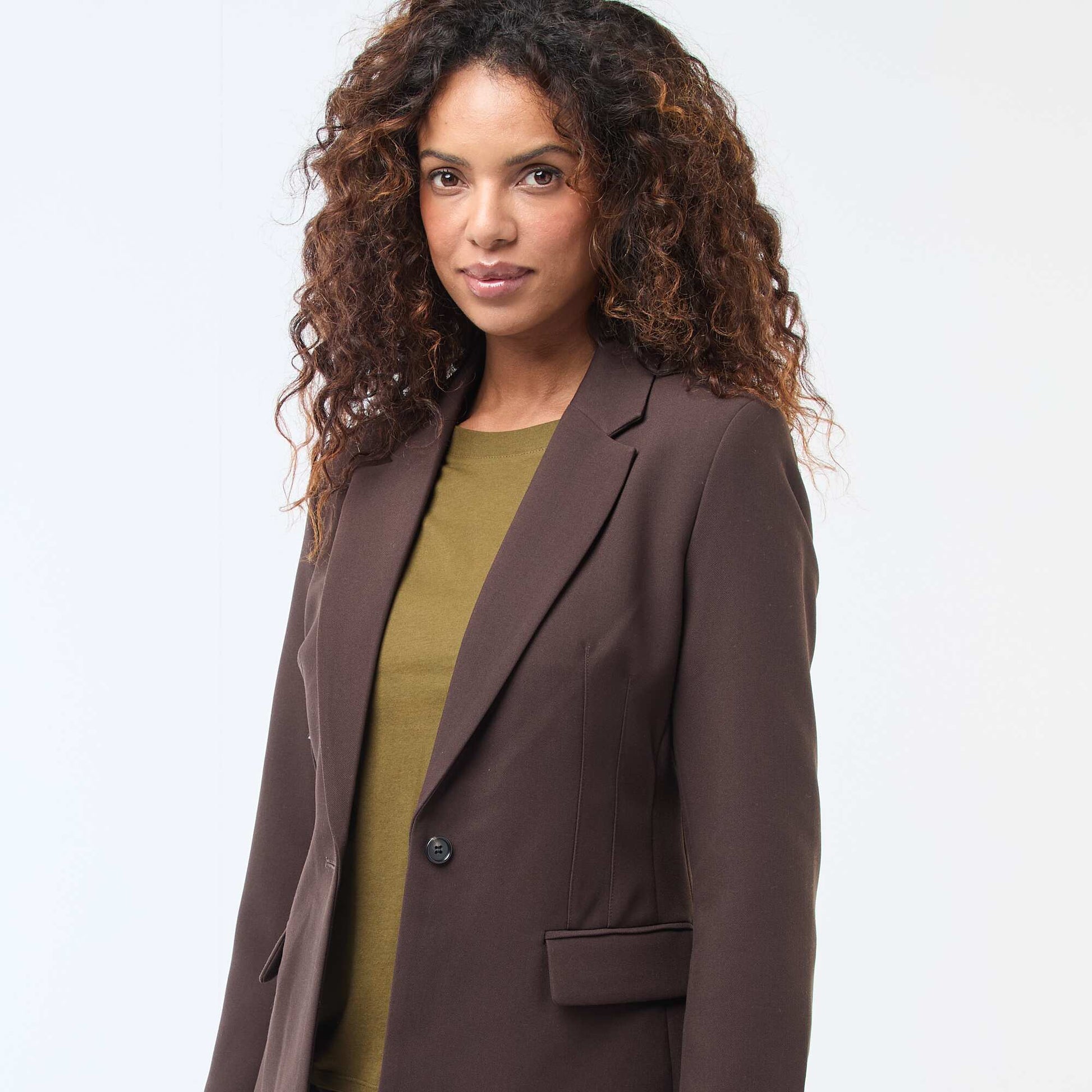 Veste blazer unie à la coupe cintrée MARRON