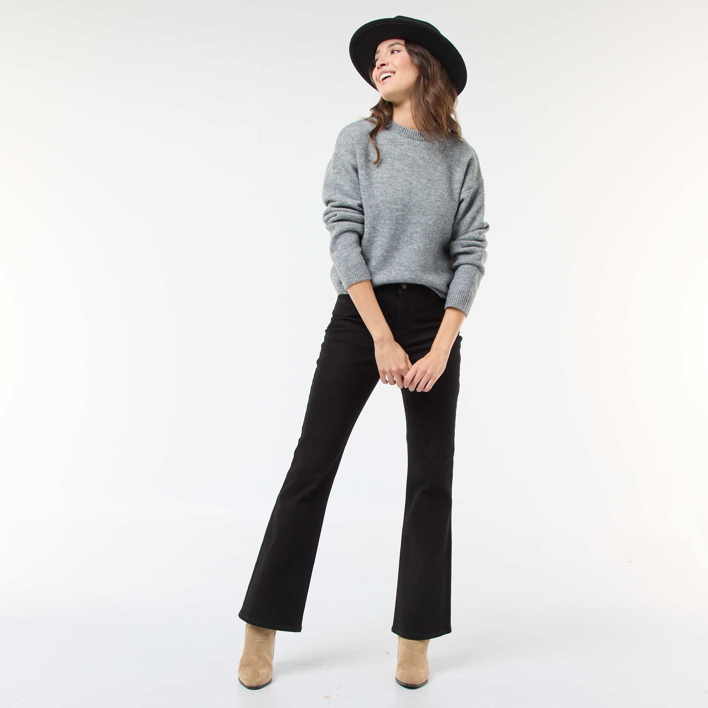 Pull matière douce col rond GRIS