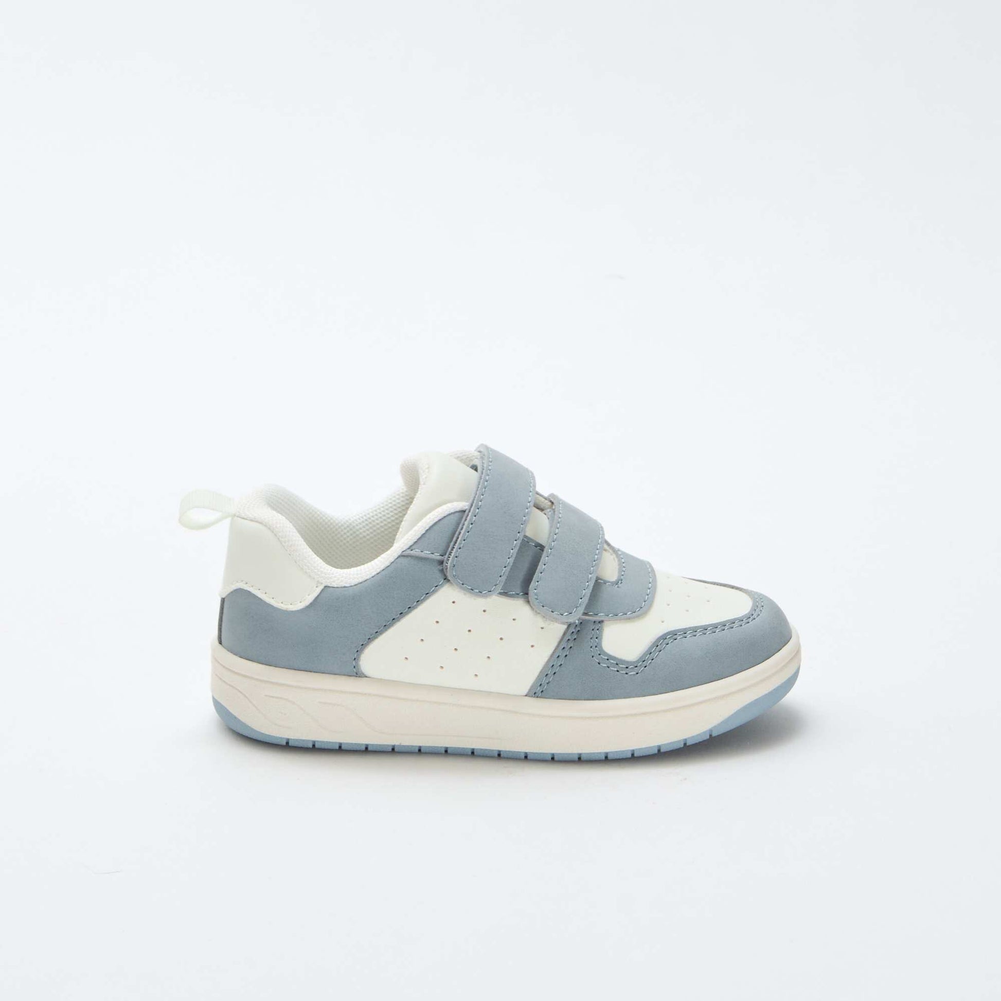 Baskets en simili avec 2 scratchs BLEU
