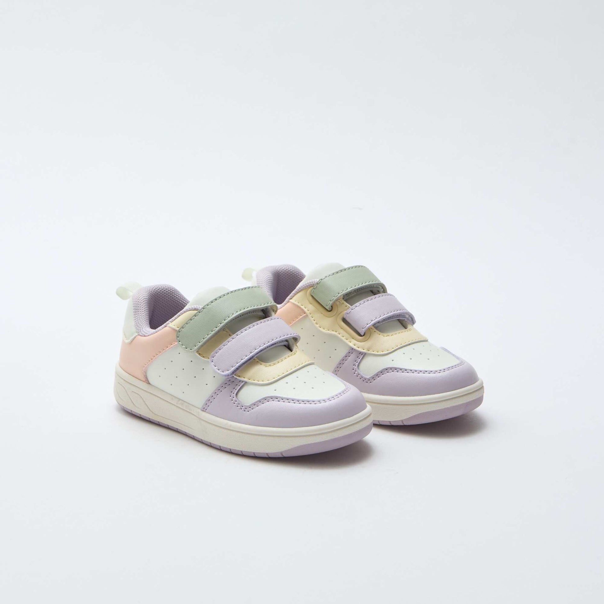 Baskets en simili avec 2 scratchs ROSE