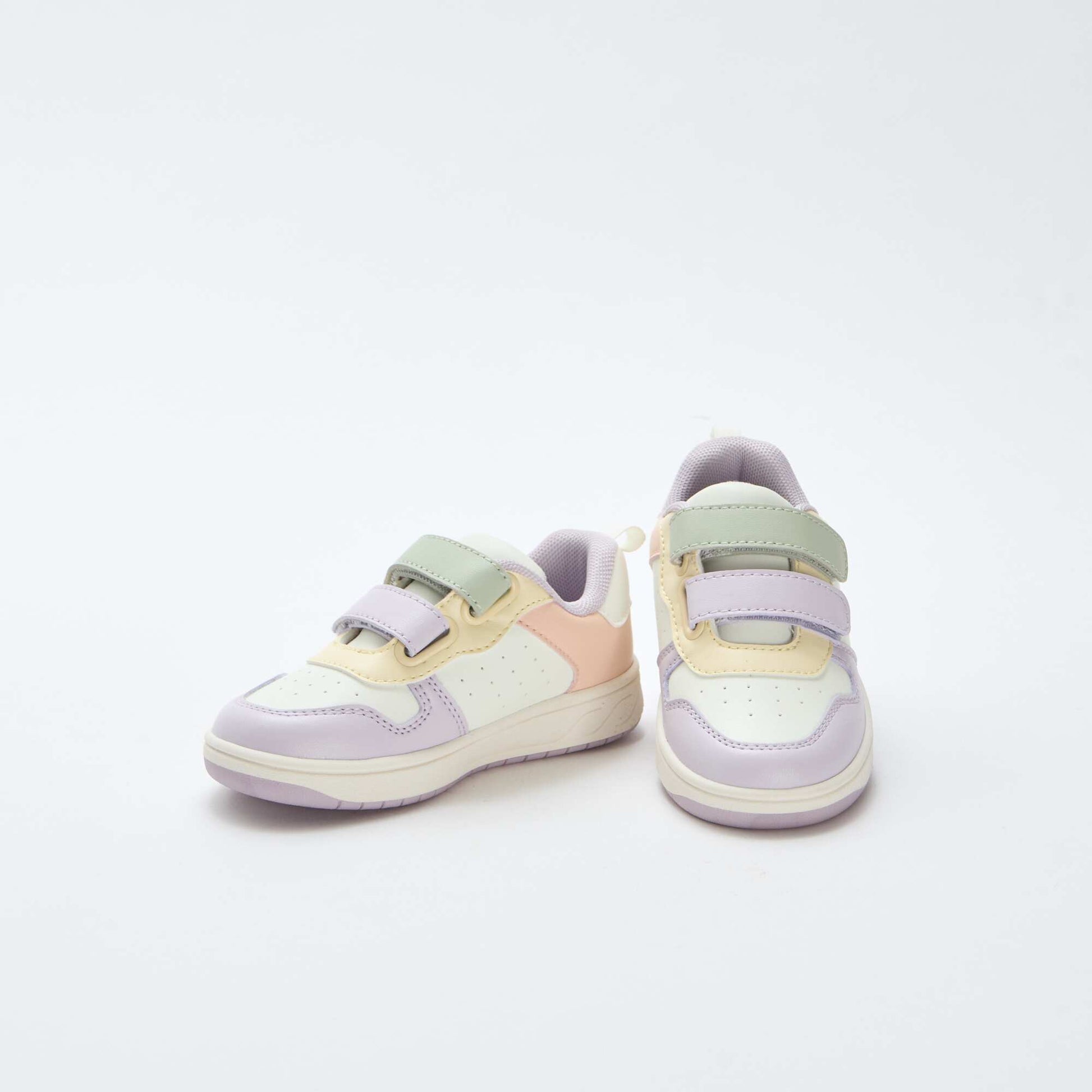 Baskets en simili avec 2 scratchs ROSE
