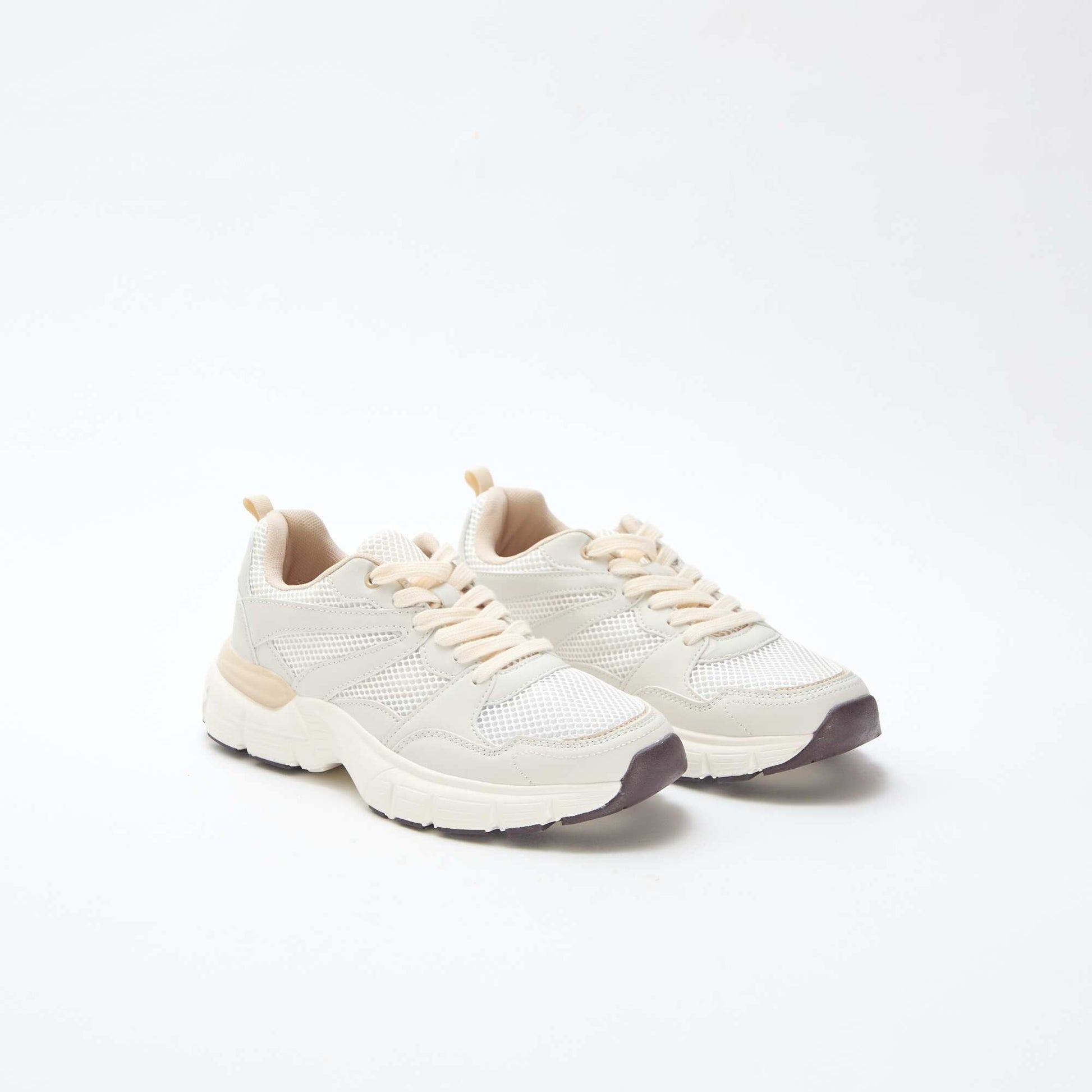 Baskets basses style running BEIGE