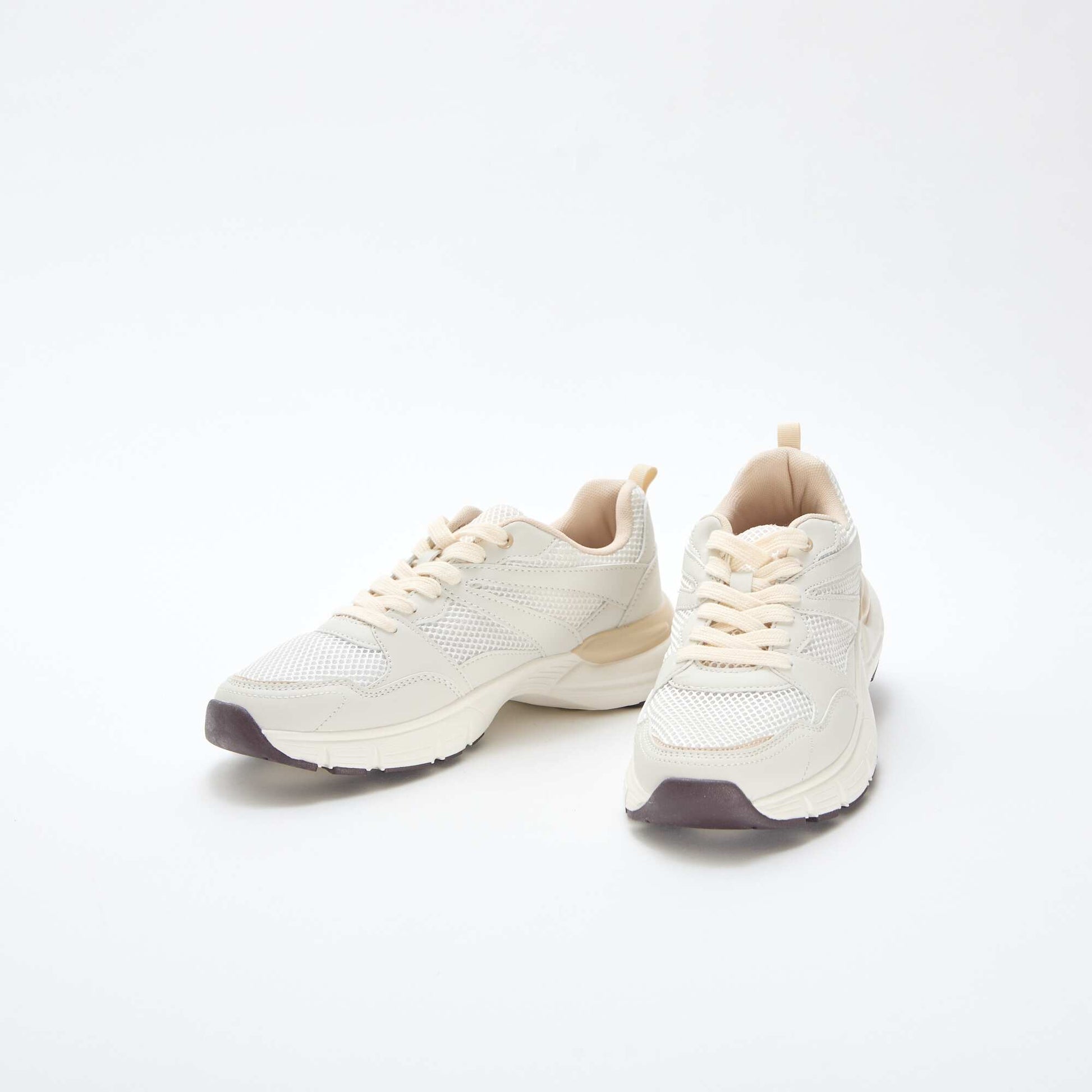Baskets basses style running BEIGE