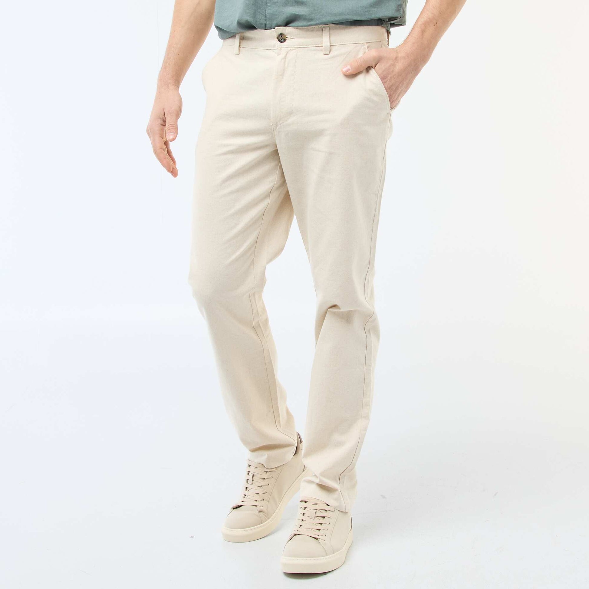 Chino uni taille standard BLANC