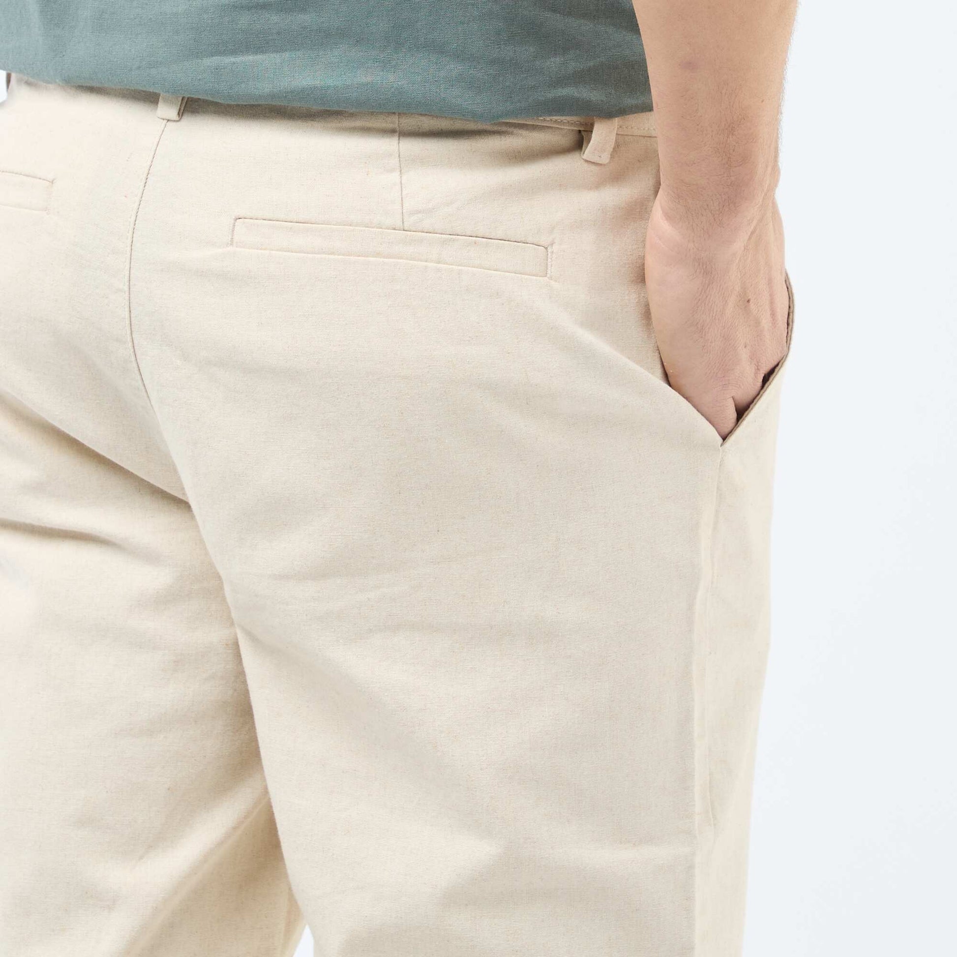 Chino uni taille standard BLANC