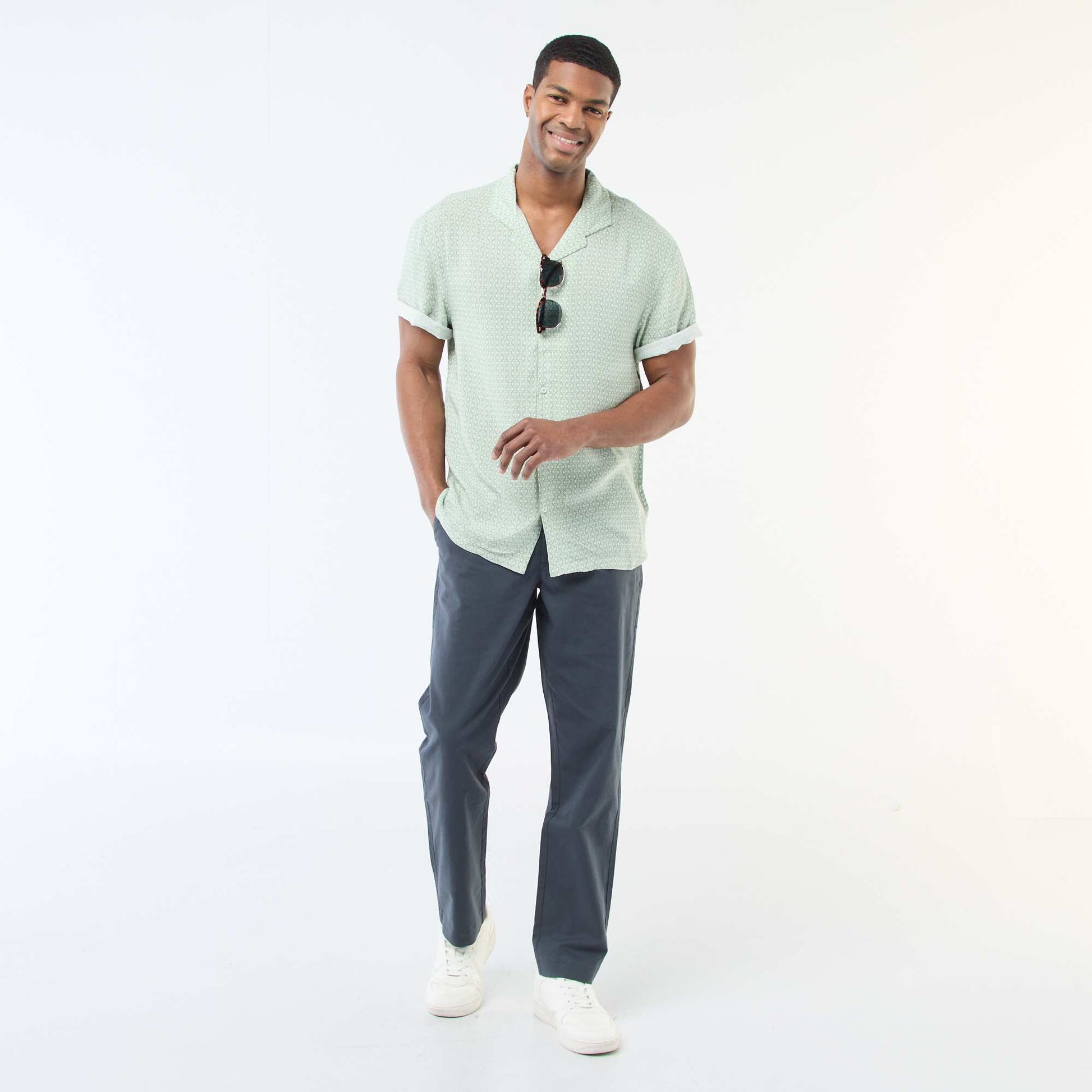 Chino uni taille standard BLEU