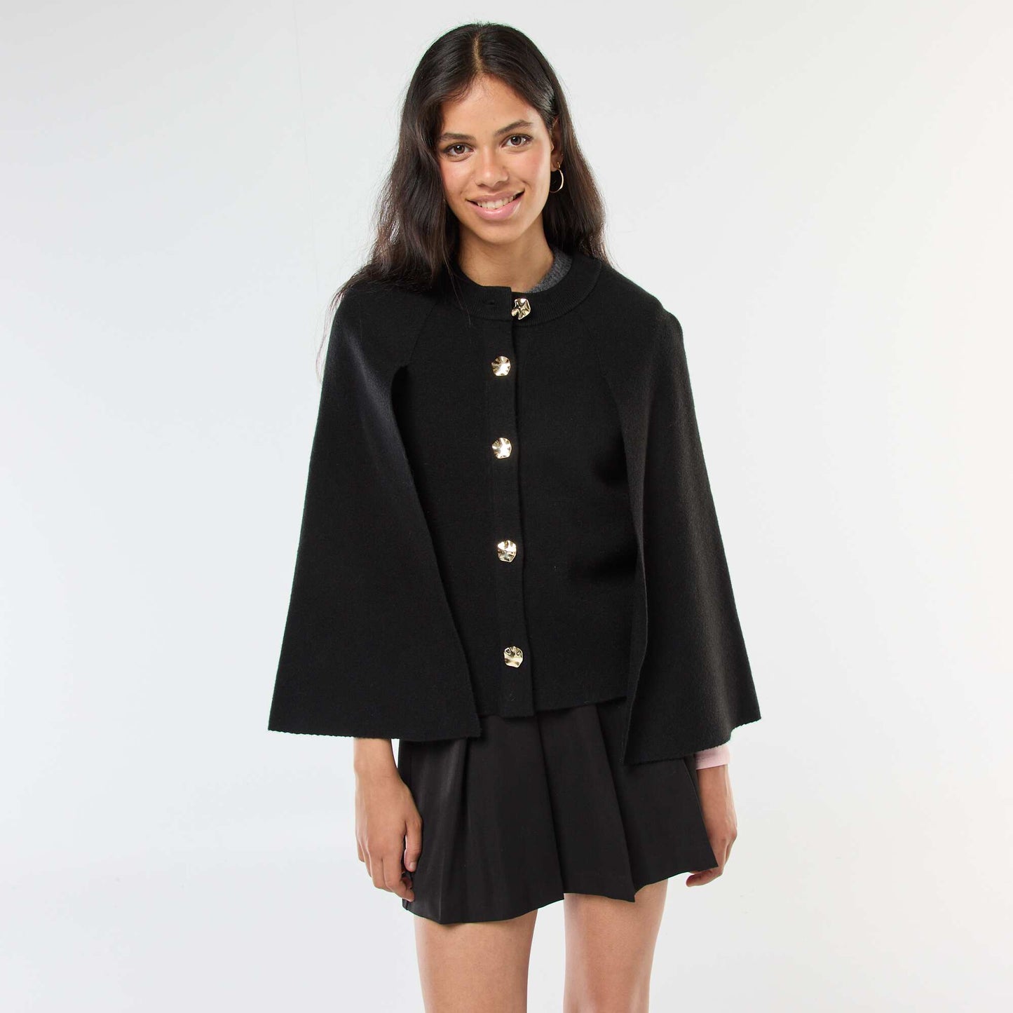 Gilet cape avec boutons dorés NOIR