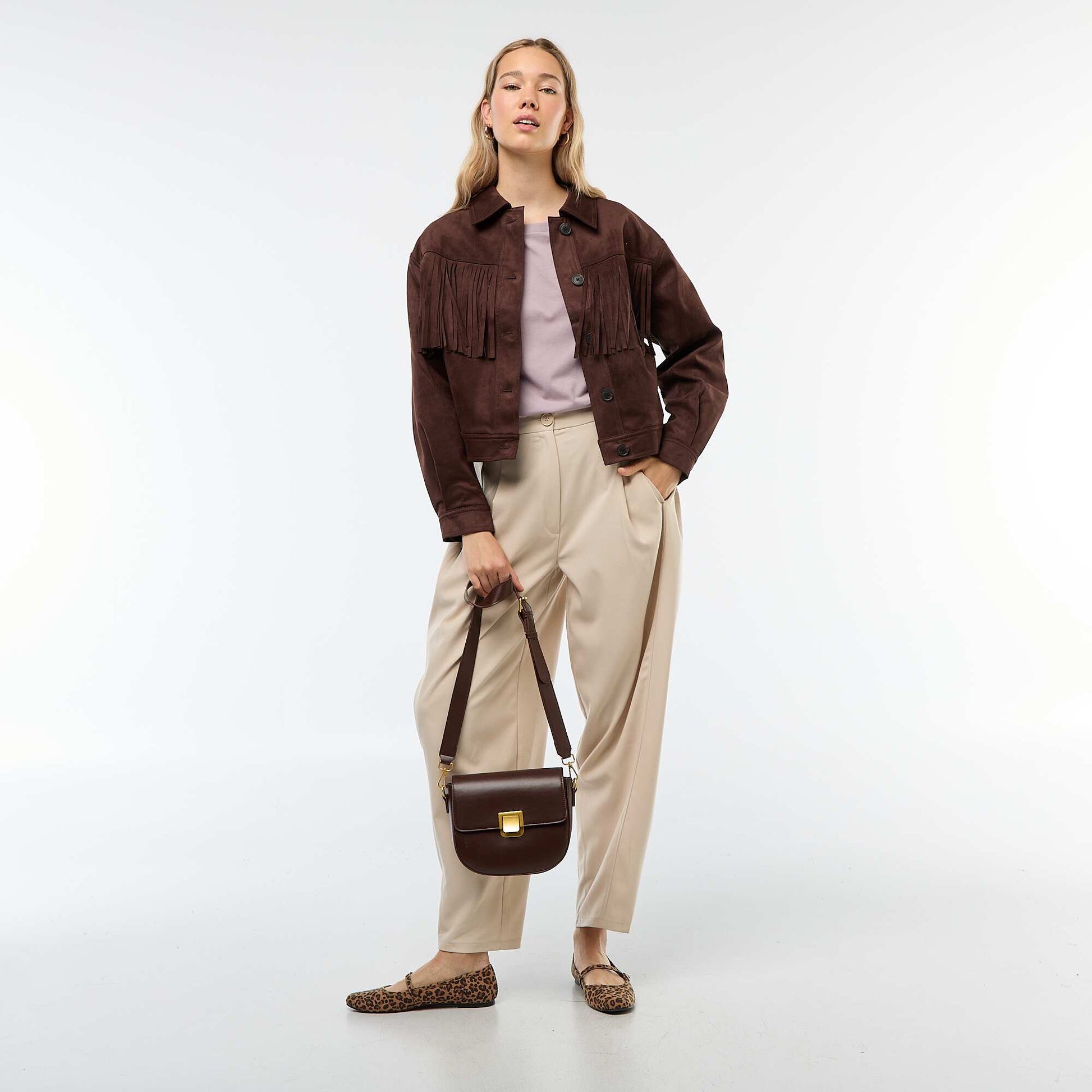 Veste en suédine avec franges coupe courte MARRON
