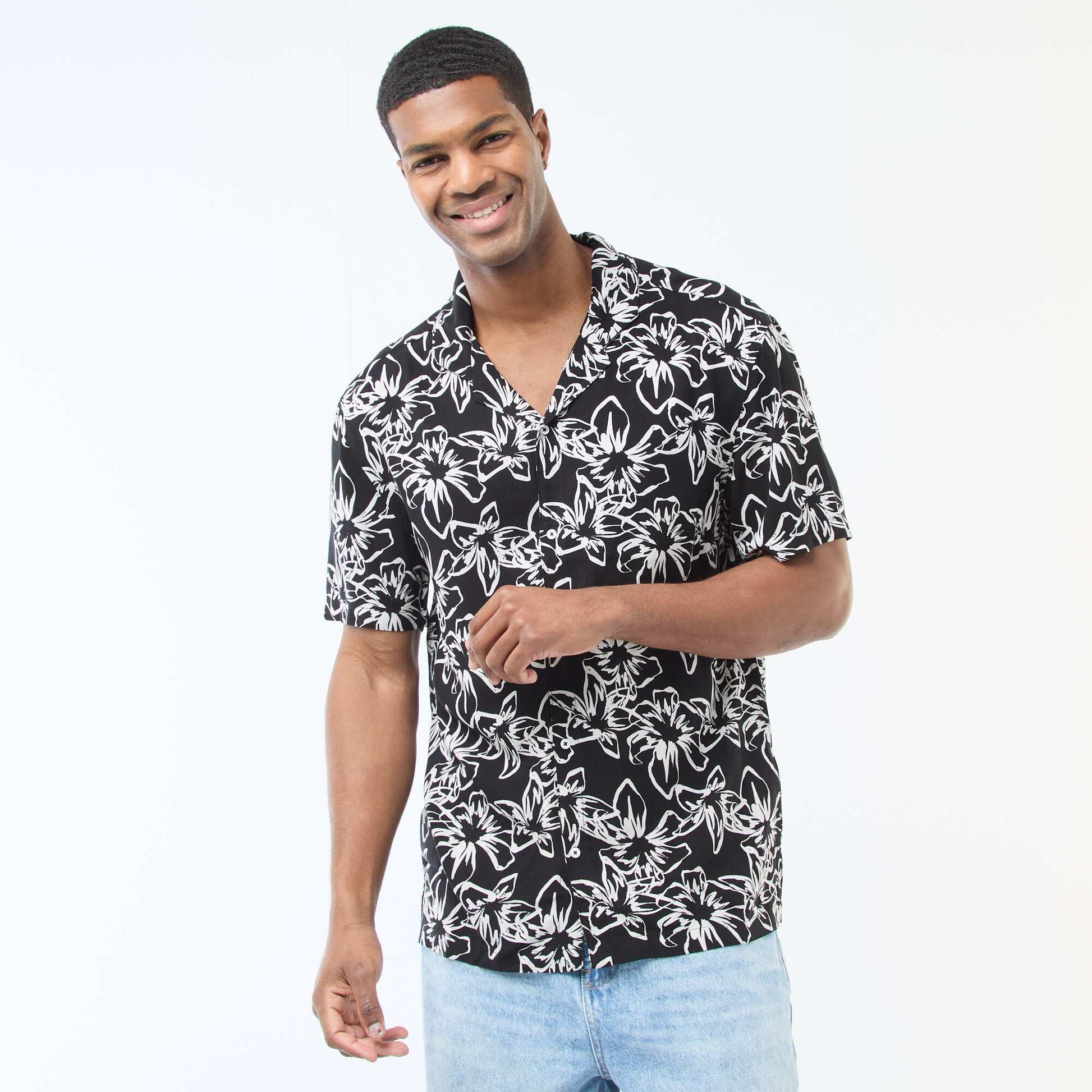 Chemise à manches courtes légère avec motif NOIR
