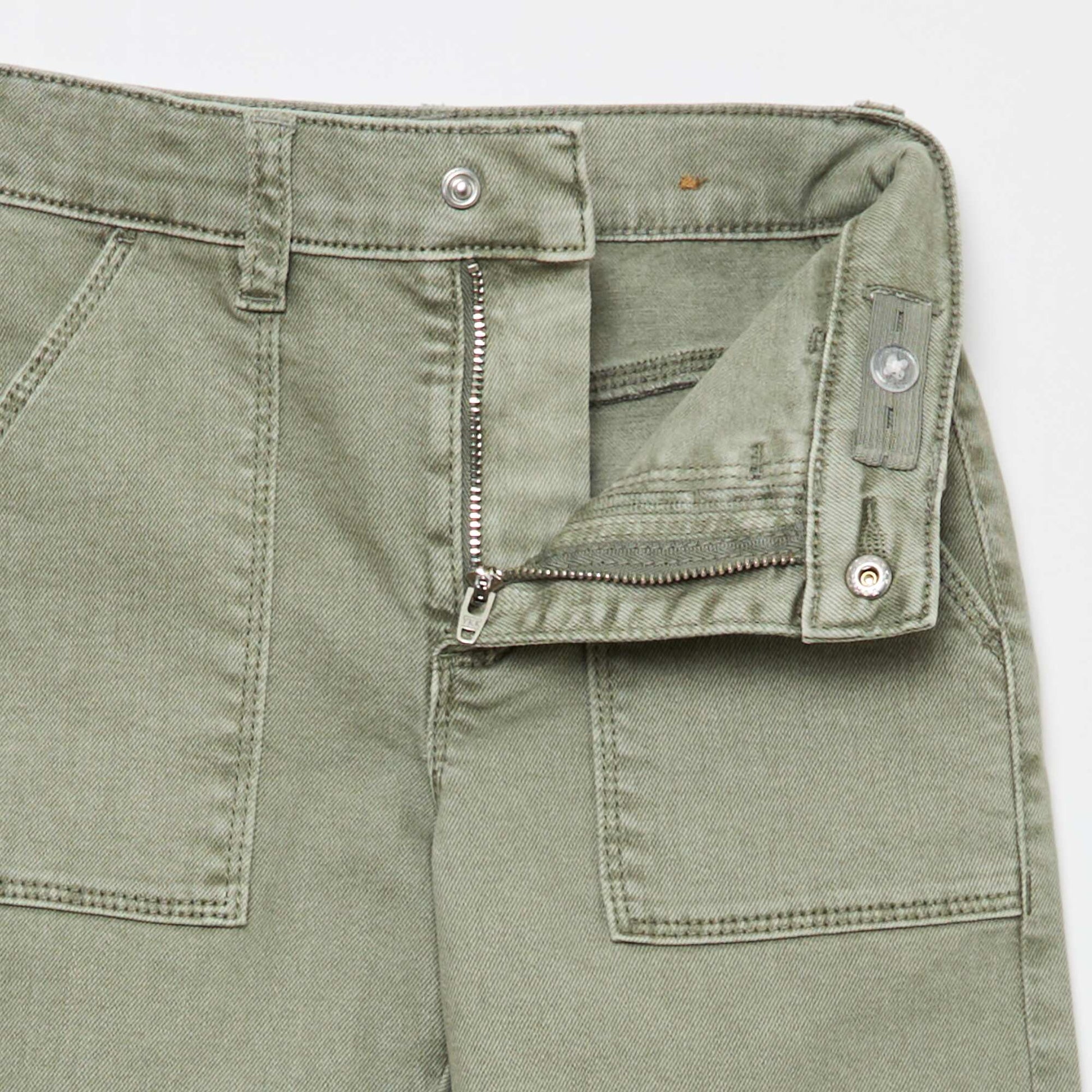 Pantalon en twill regular VERT