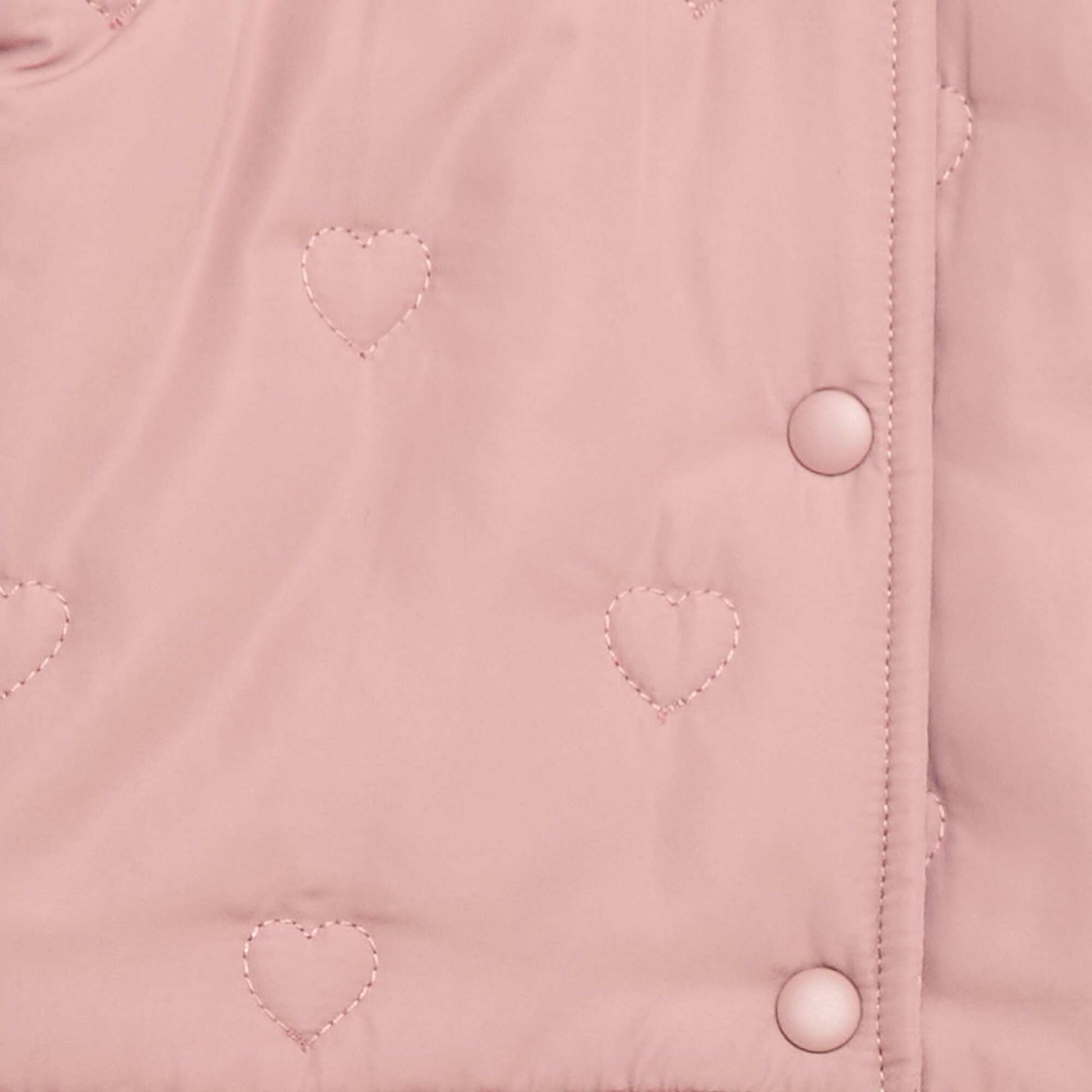 Doudoune matelassée en cœurs ROSE