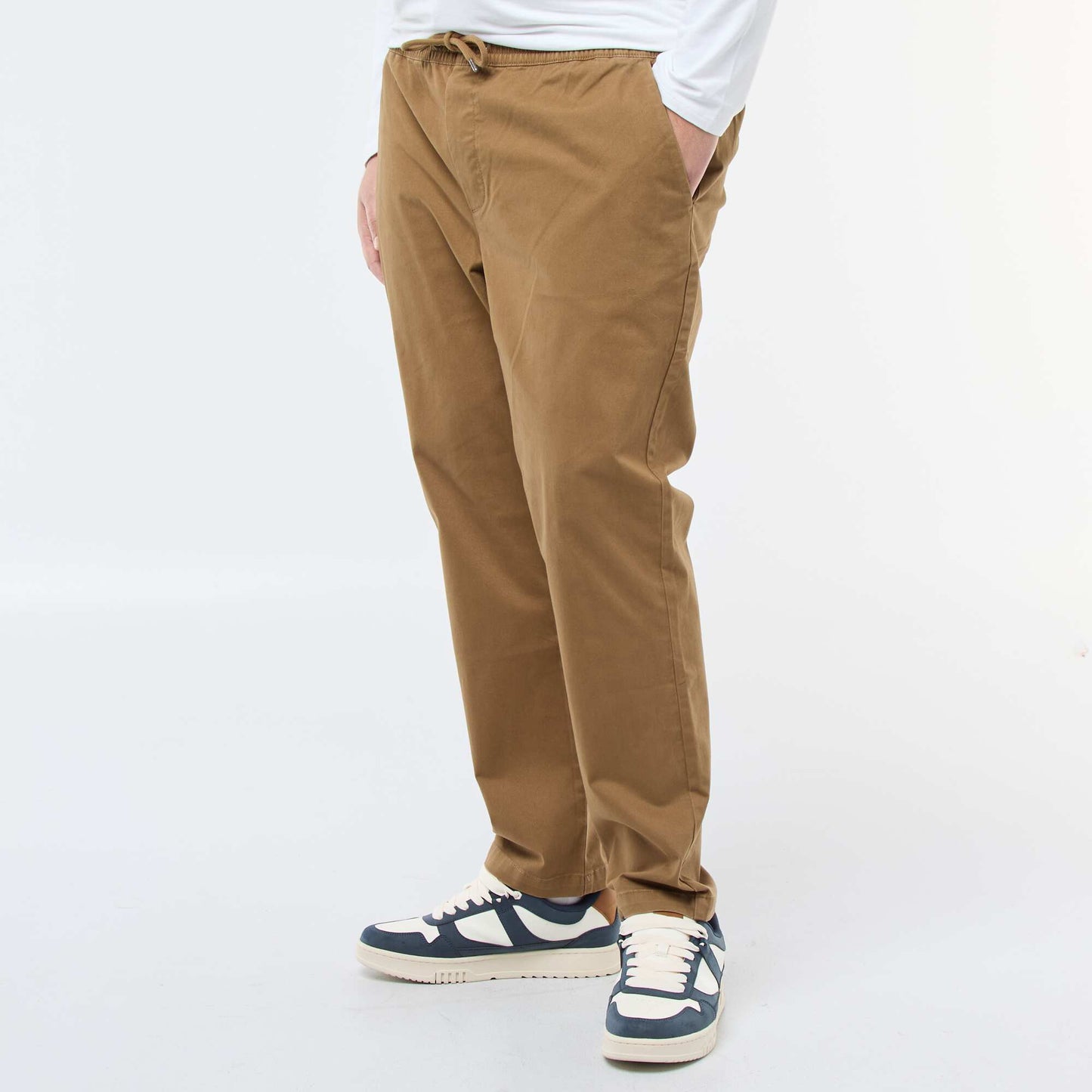 Pantalon avec cordons en coton uni MARRON