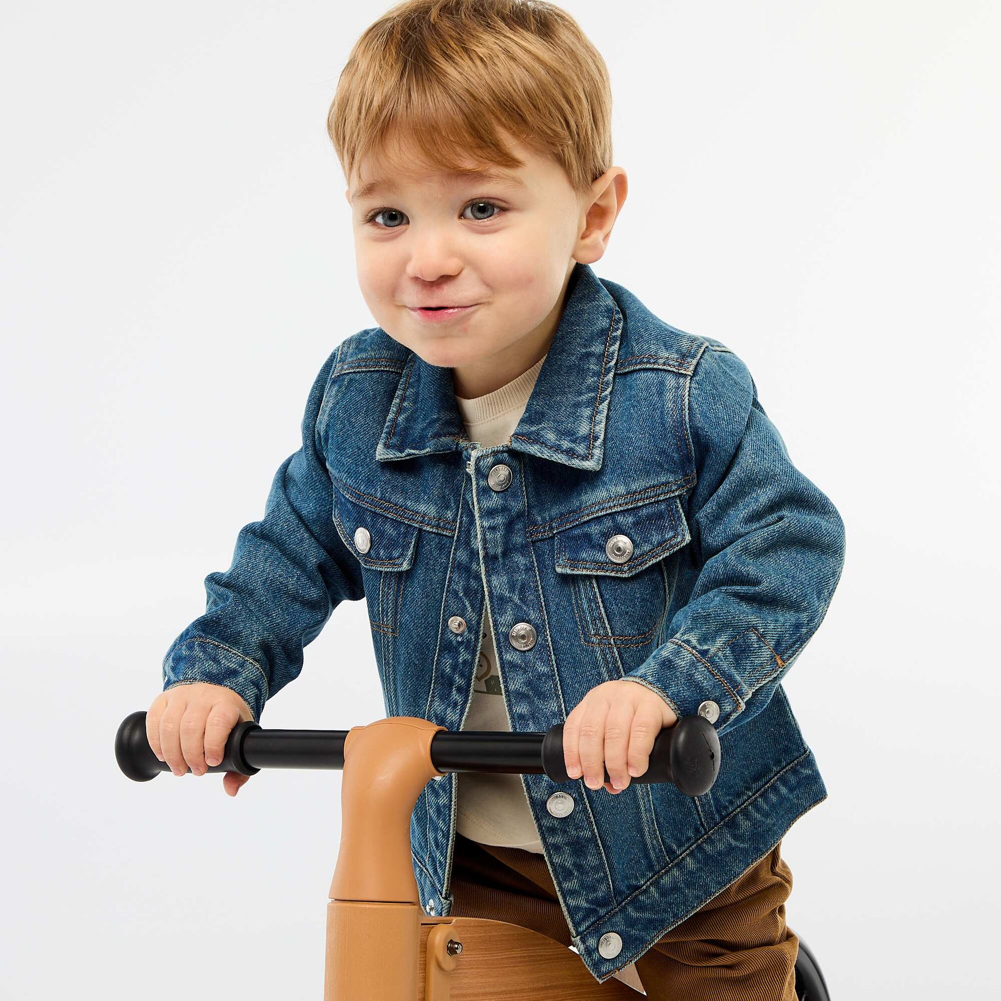 Veste en denim avec ouverture pressionnée BLEU