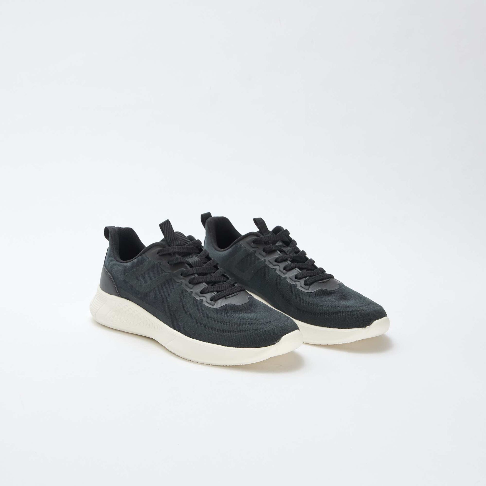 Baskets de sport NOIR