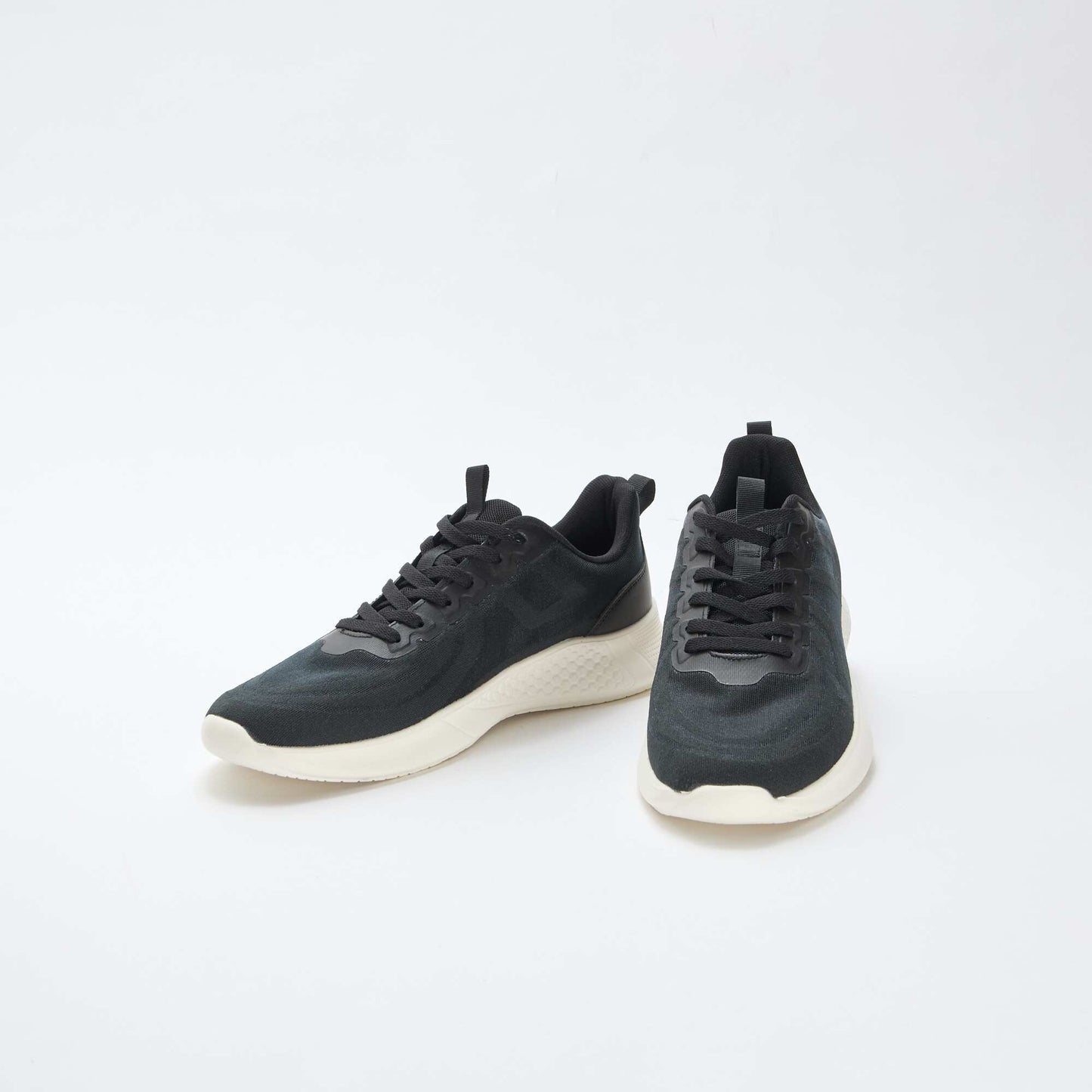 Baskets de sport NOIR