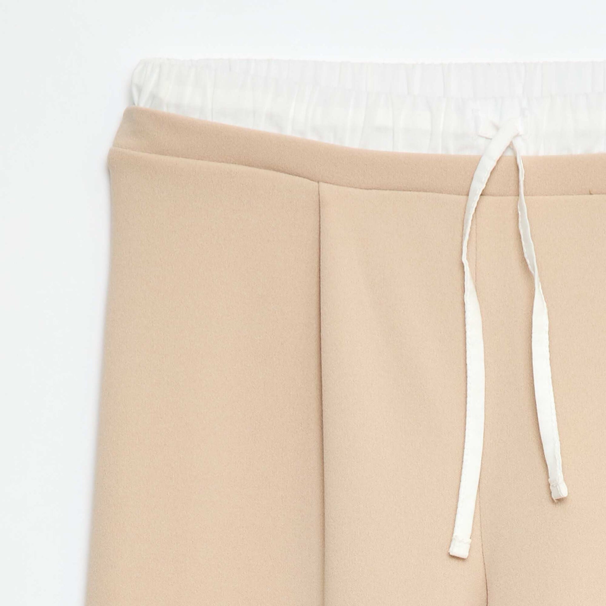 Pantalon large avec effet 2 en 1 avec style caleçon BEIGE