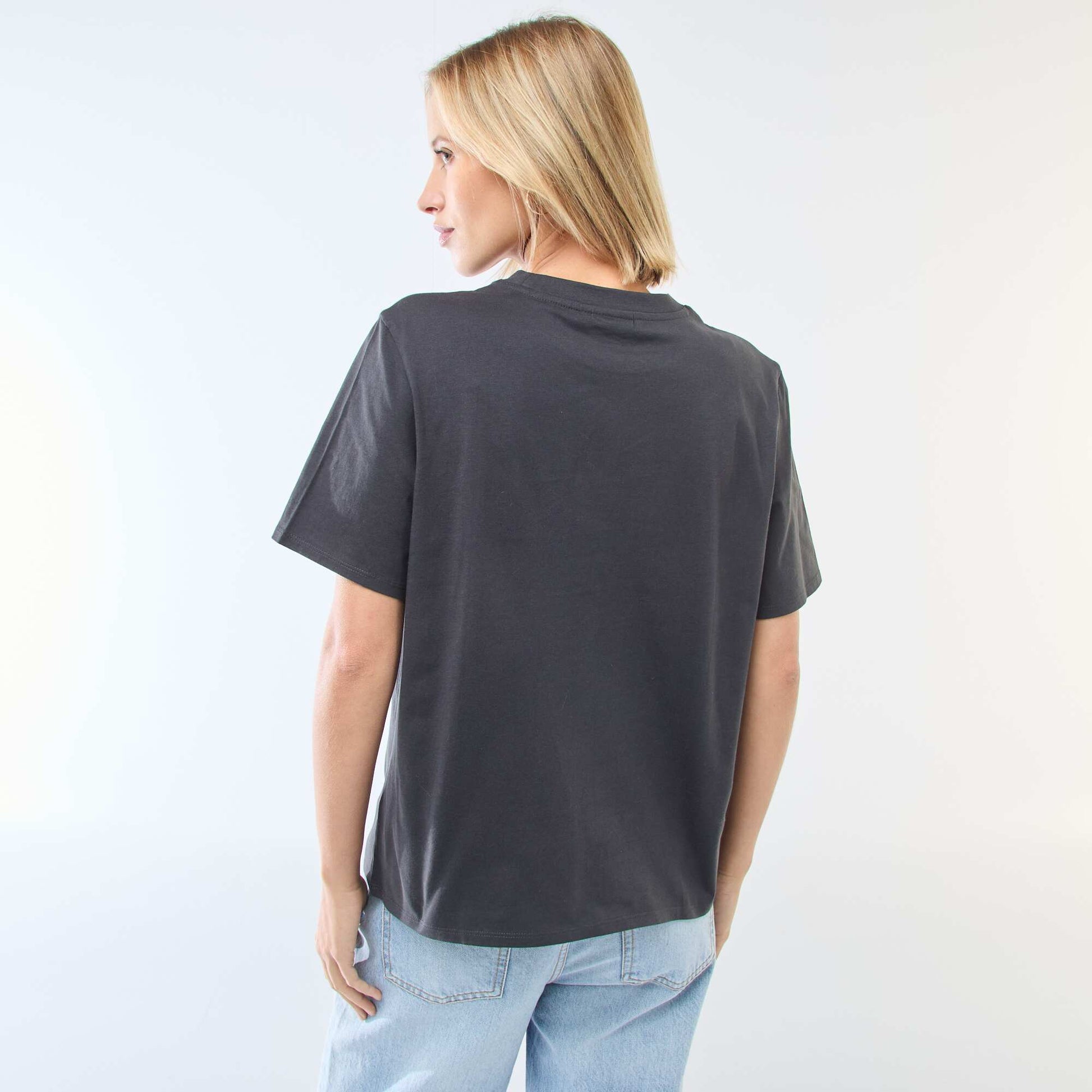 Tee-shirt droite imprimé 'Stitch' NOIR