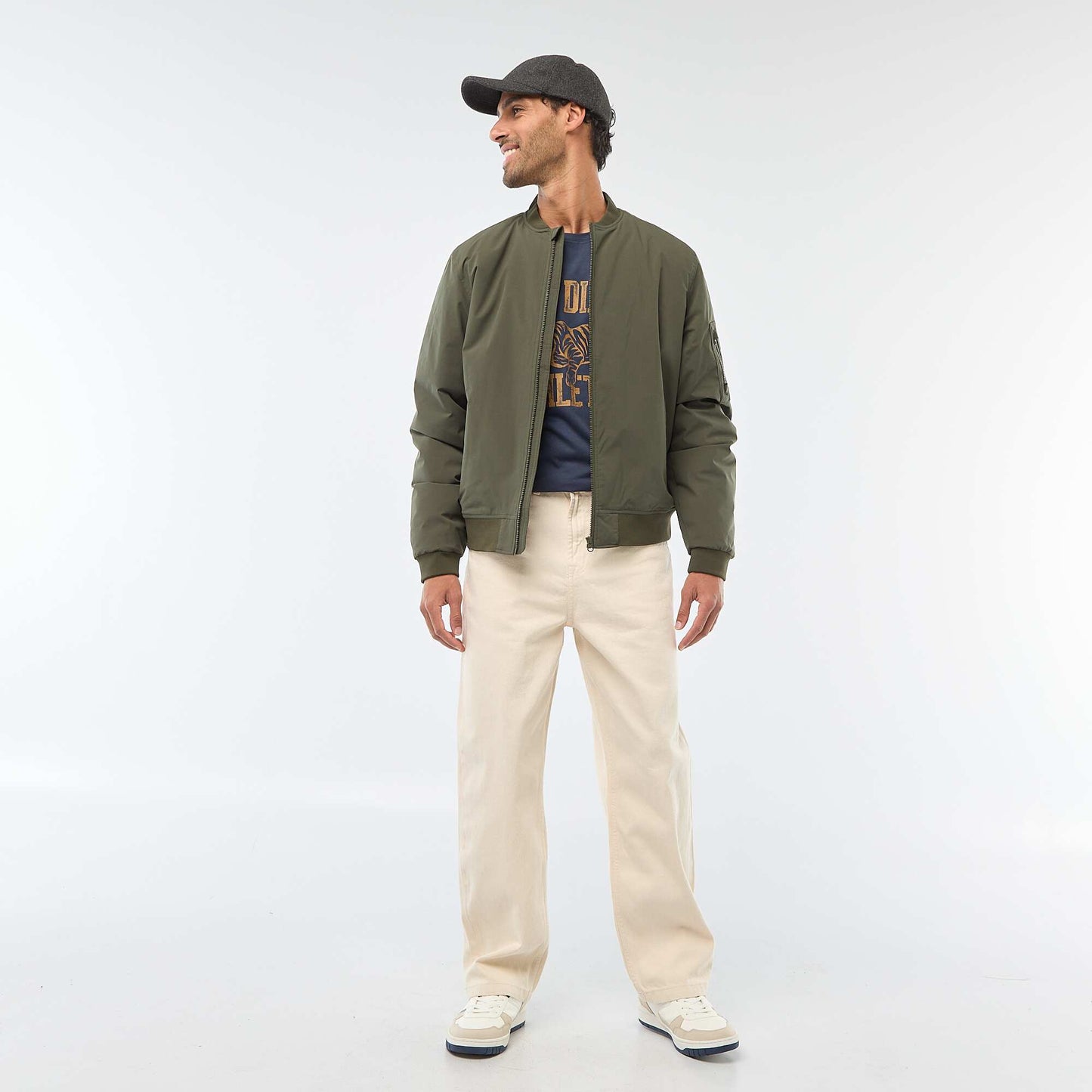 Blouson style aviateur avec poche zippée sur la manche KAKI
