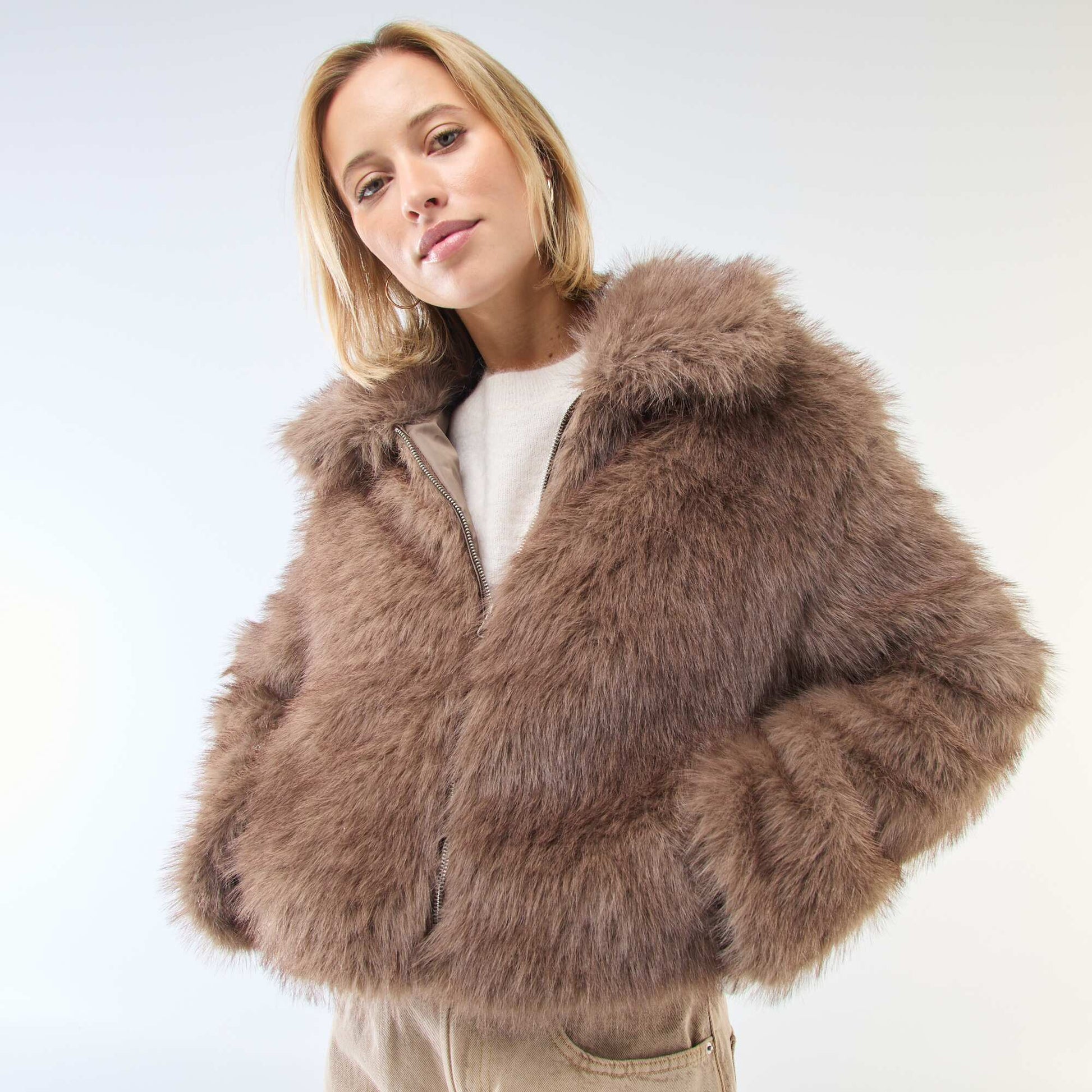 Blouson court imitation fourrure MARRON