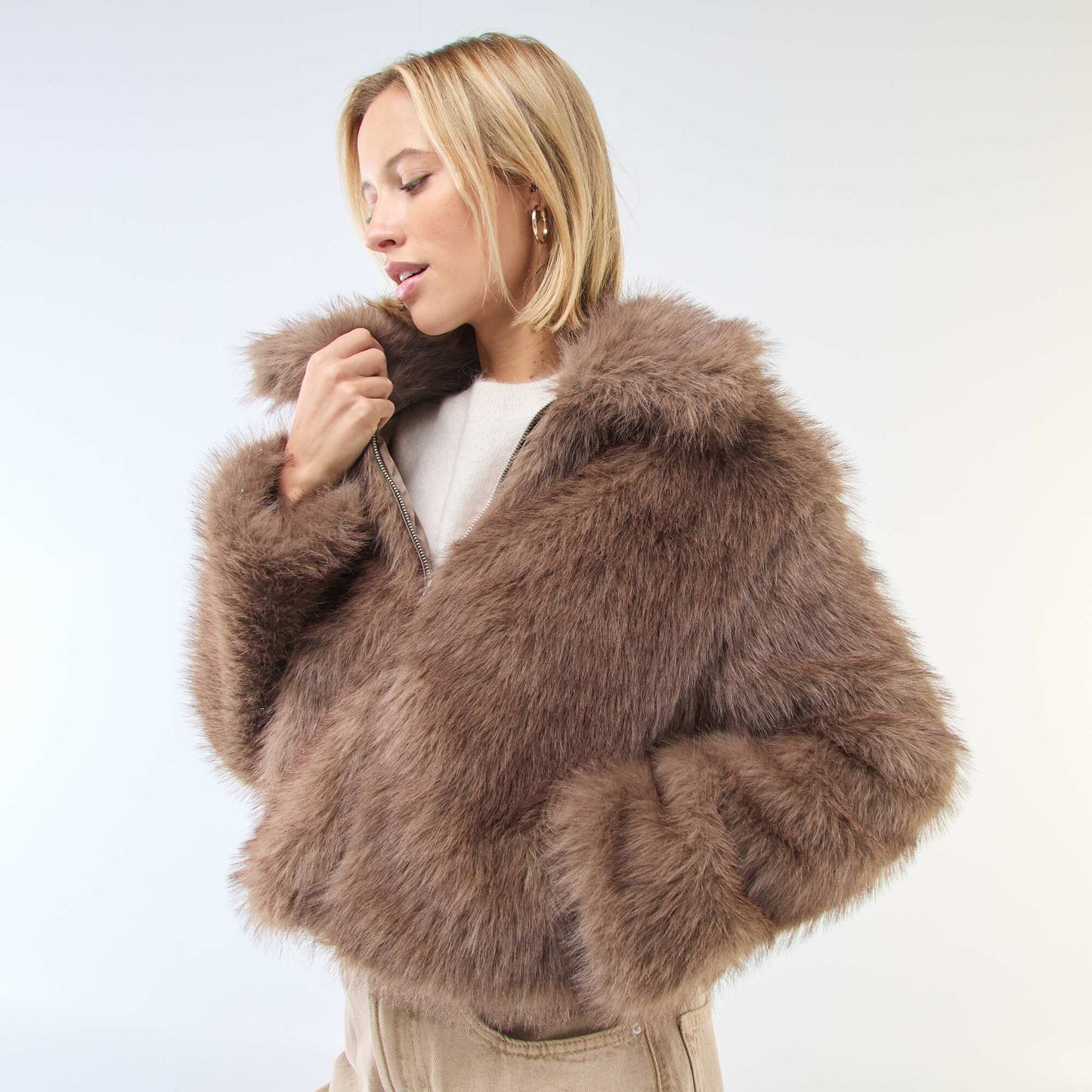 Blouson court imitation fourrure MARRON