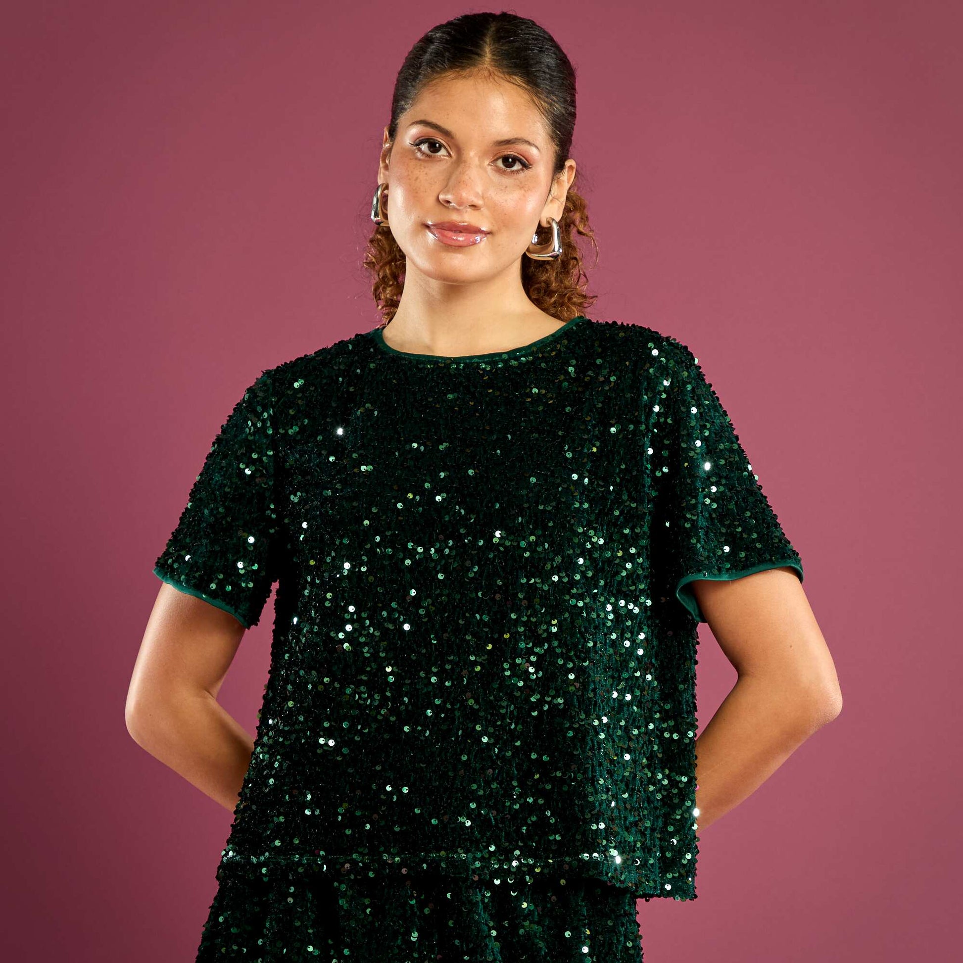 Tee-shirt court à sequins VERT
