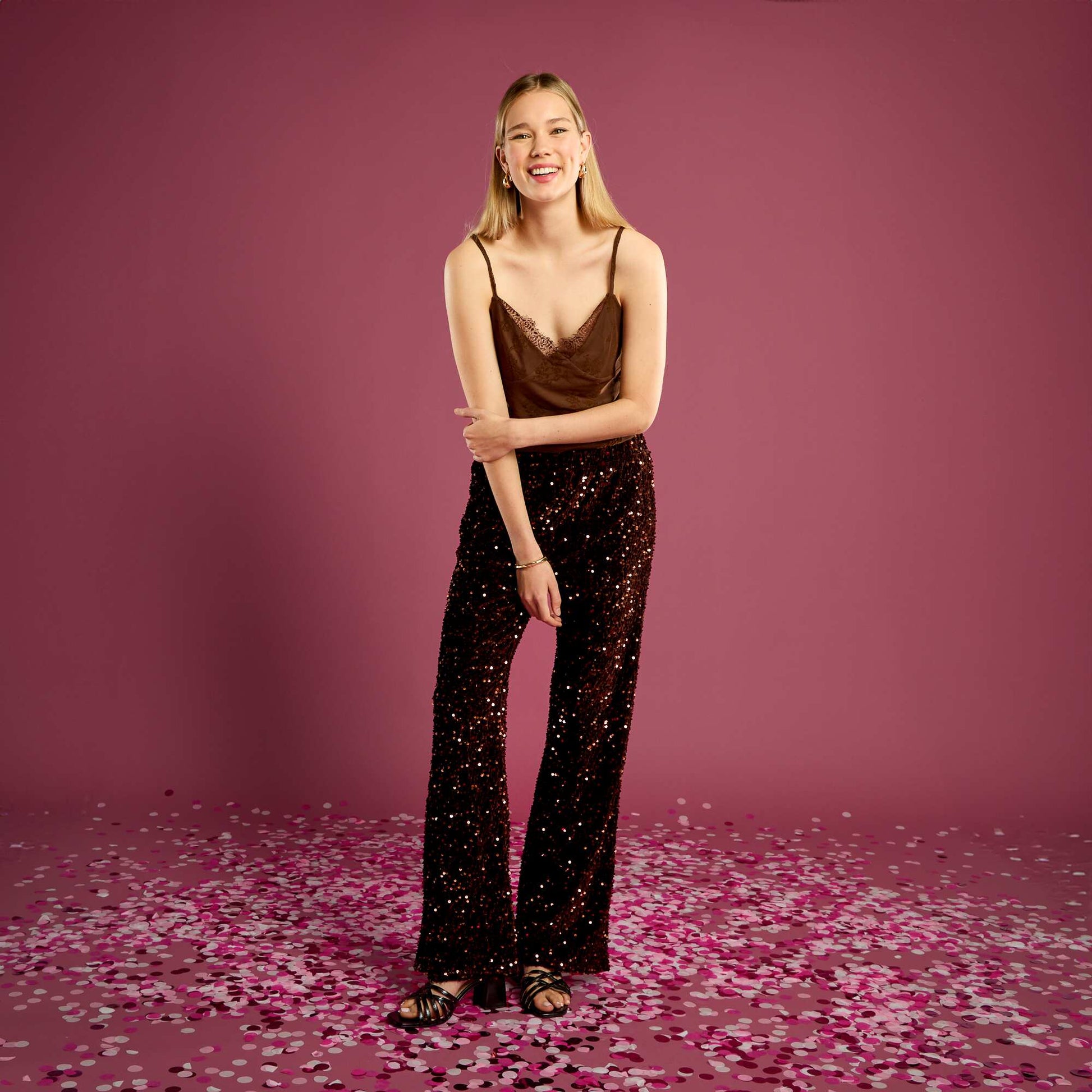 Top en tulle à motif fleuri MARRON