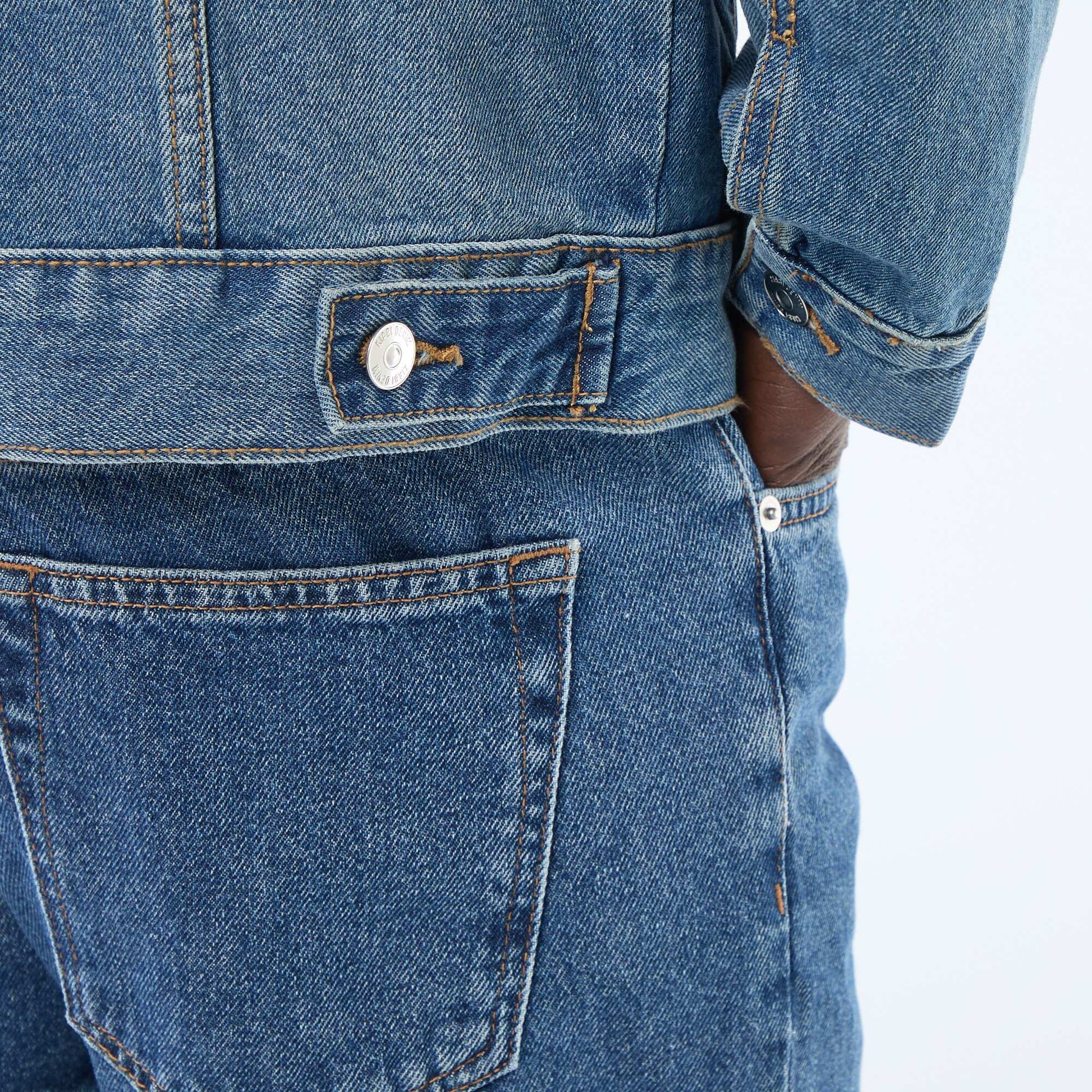 Veste en jean avec poches poitrine BLEU