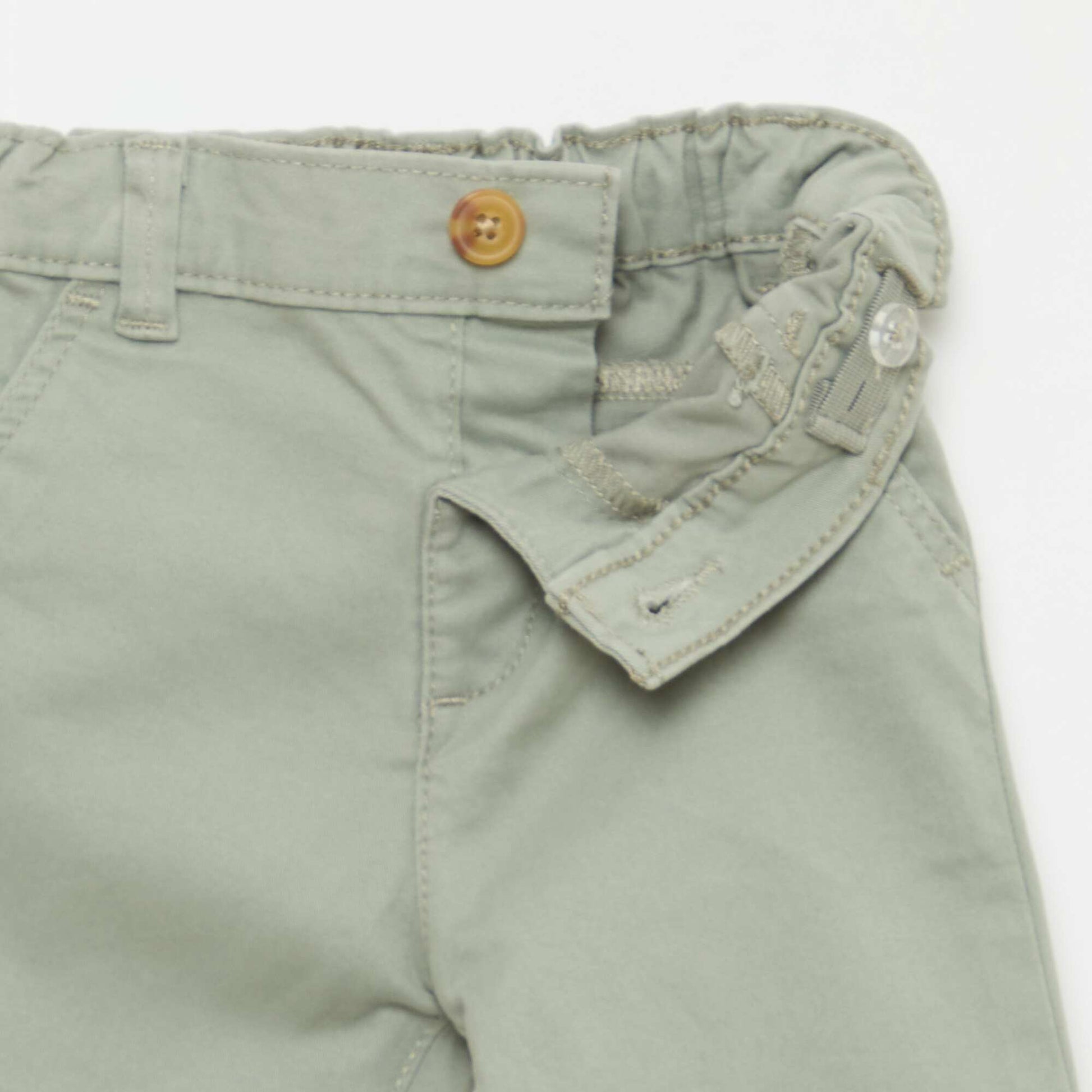 Chino droit en coton stretch VERT