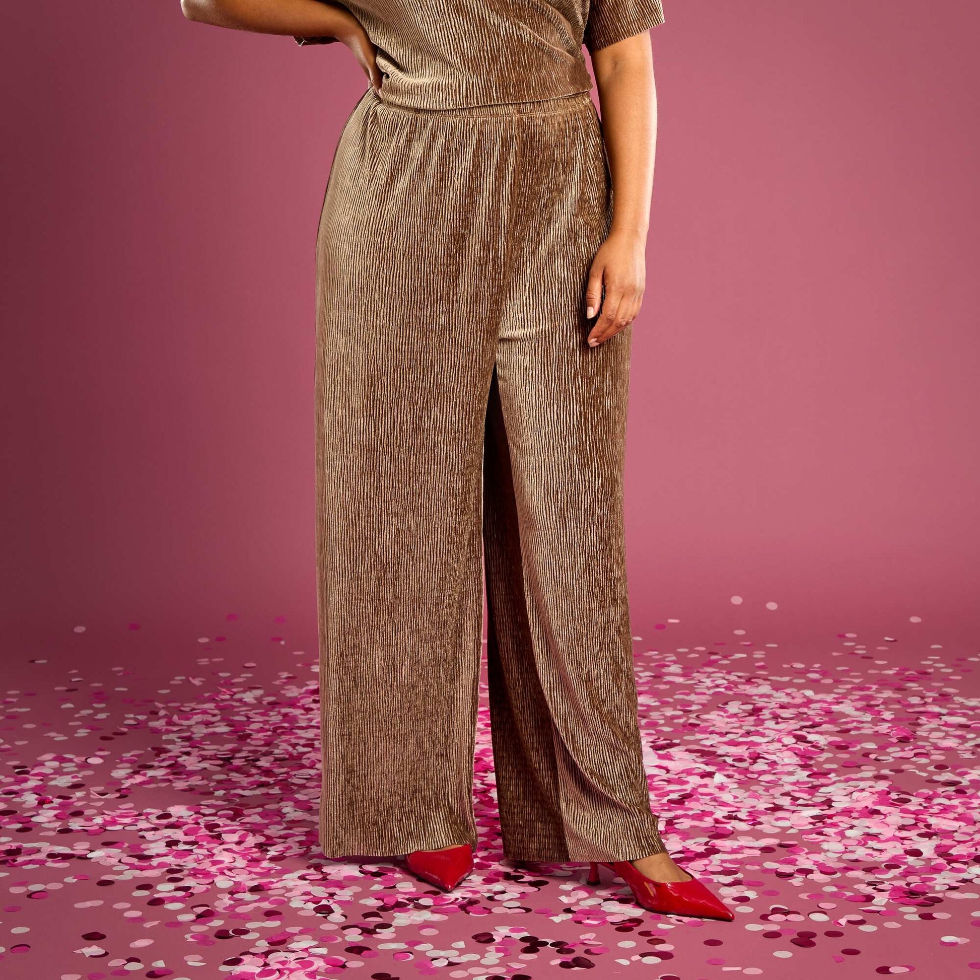 Pantalon large en velours côtelé uni MARRON