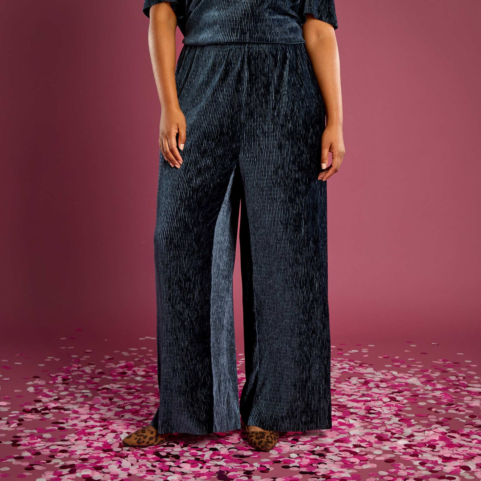 Pantalon large en velours côtelé uni BLEU