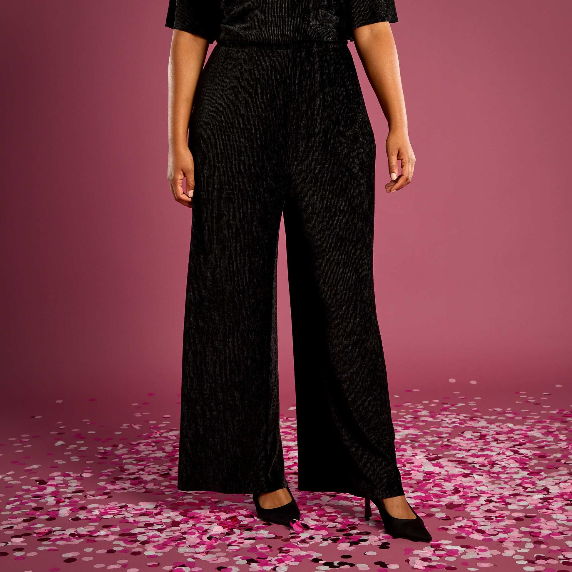 Pantalon large en velours côtelé uni NOIR