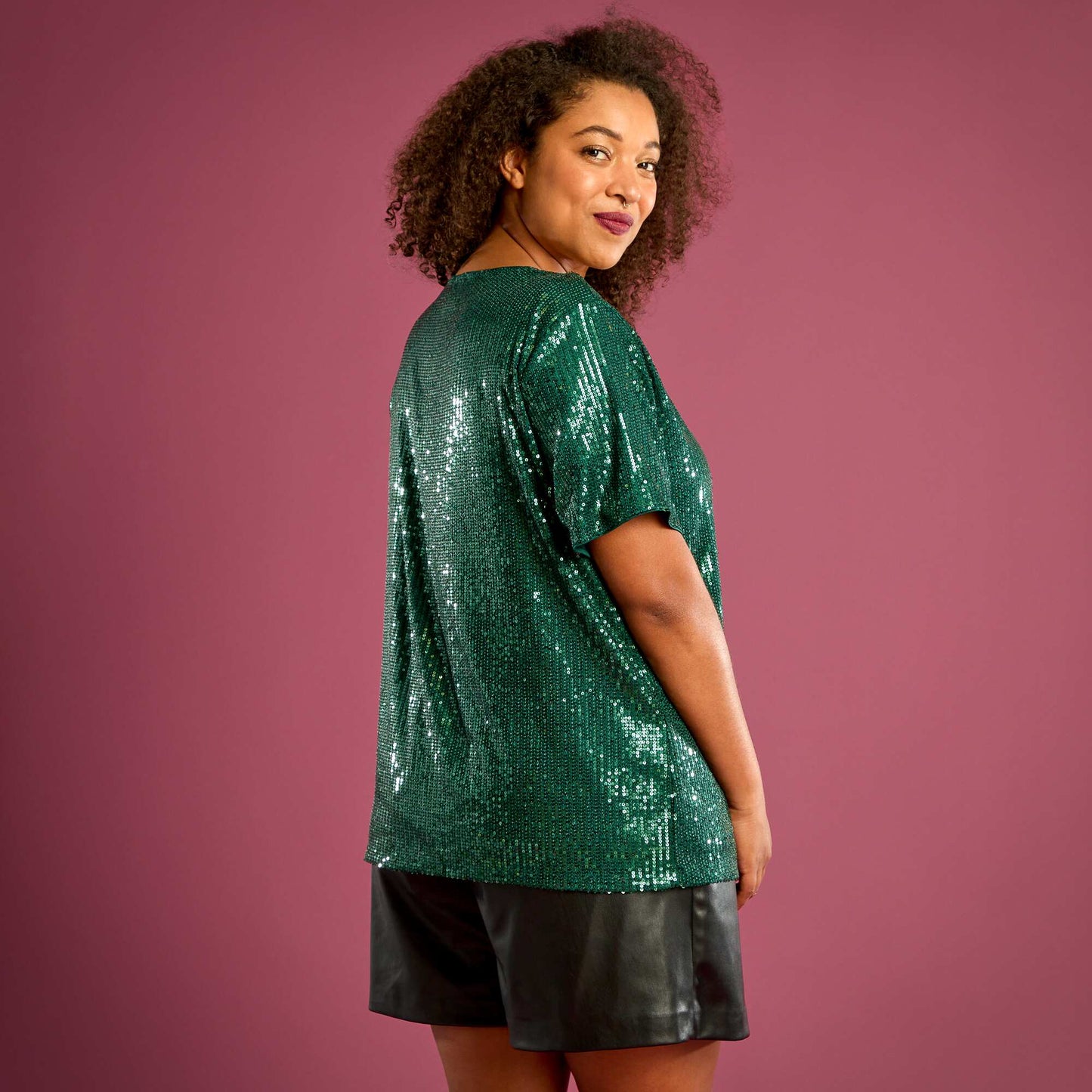 Tee-shirt manches courtes à sequins VERT