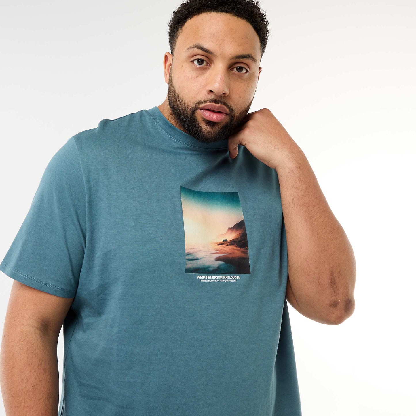 T-shirt imprimé à manches courtes et col rond BLEU