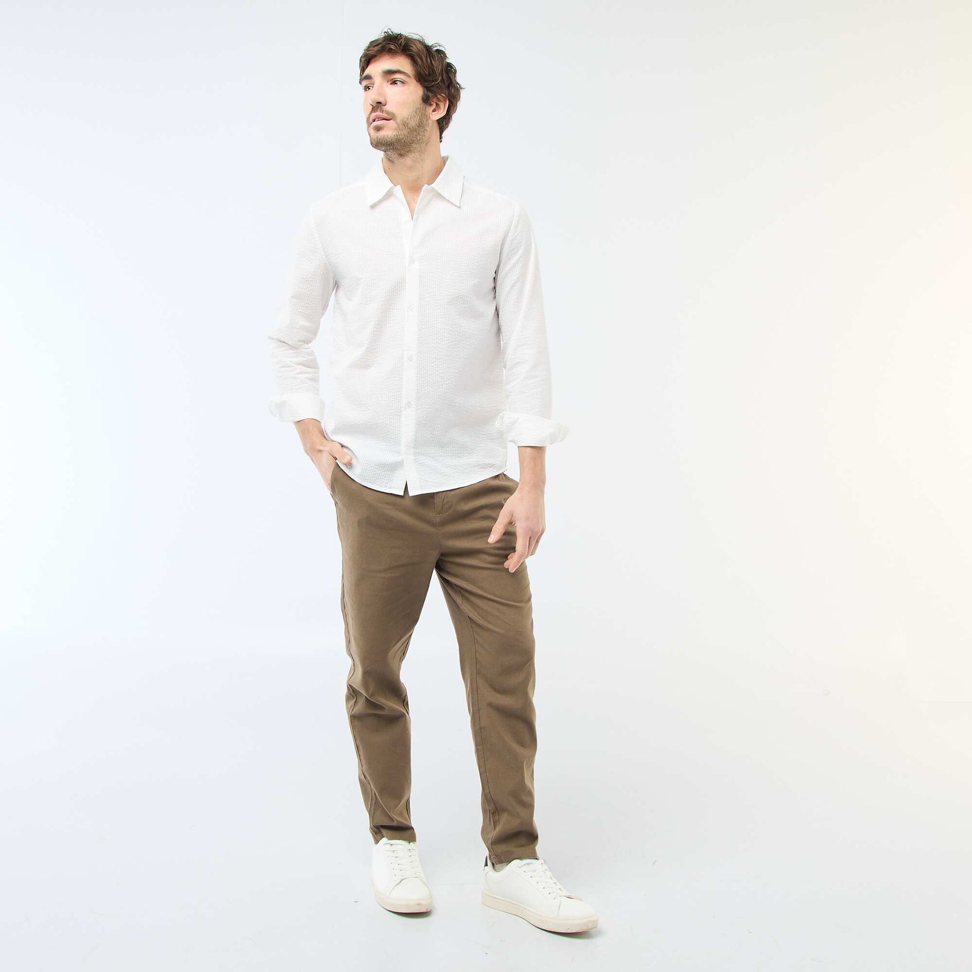 Chemise unie matière gaufrée BLANC