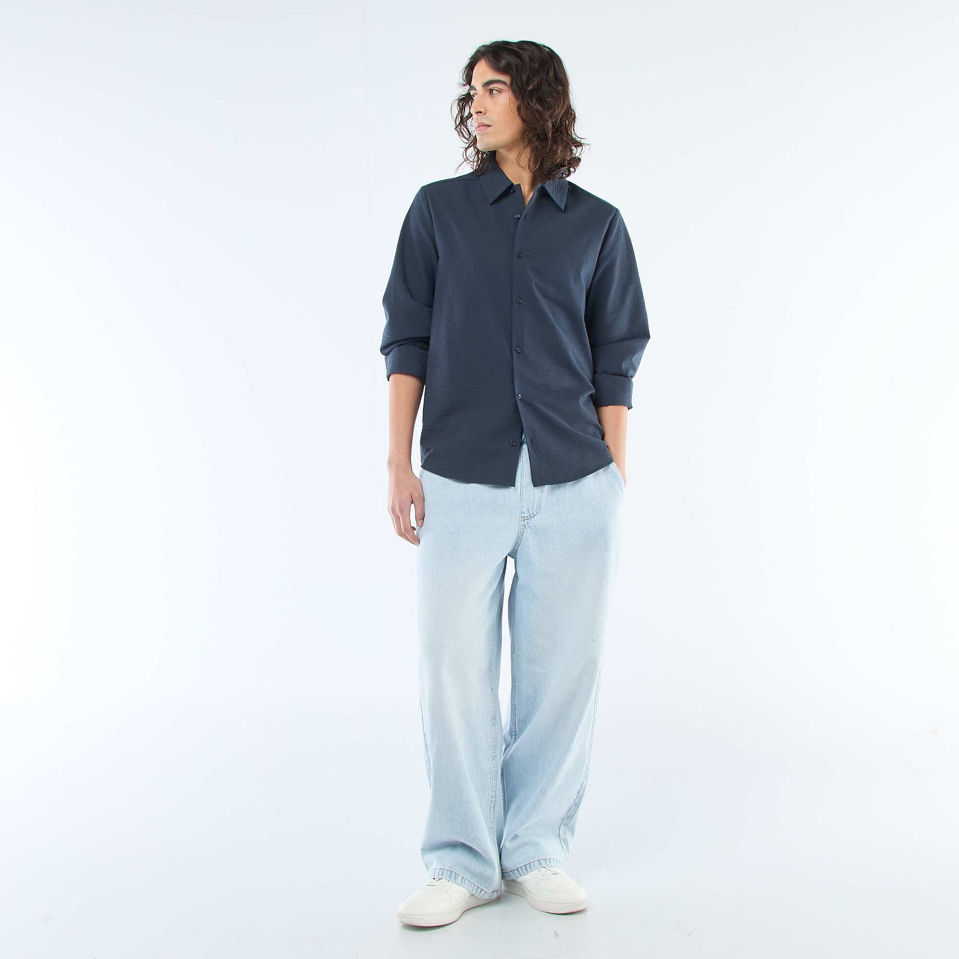 Chemise unie matière gaufrée BLEU MARINE