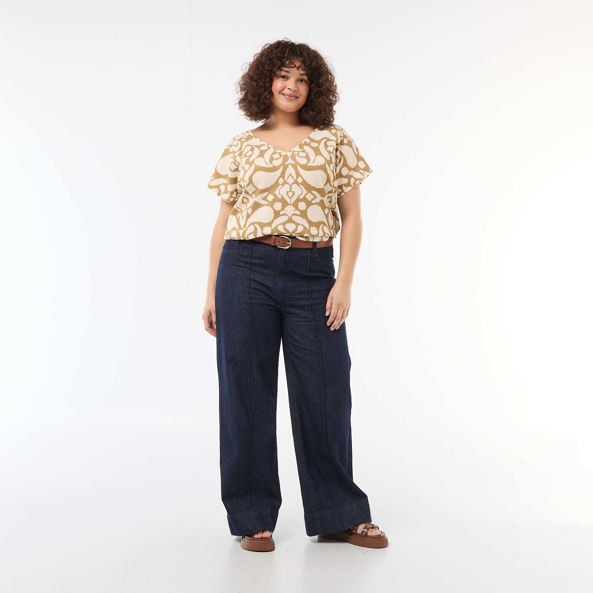 Blouse en matière gaufrée à manches courtes MARRON